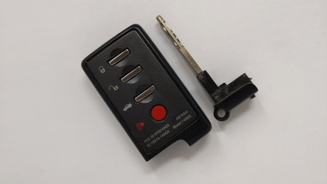 Subaru Outback Keyless Entry Remote Fob HYQ14AGX GNE Board 271451-7250 4 buttons - Oemusedautoparts1.com