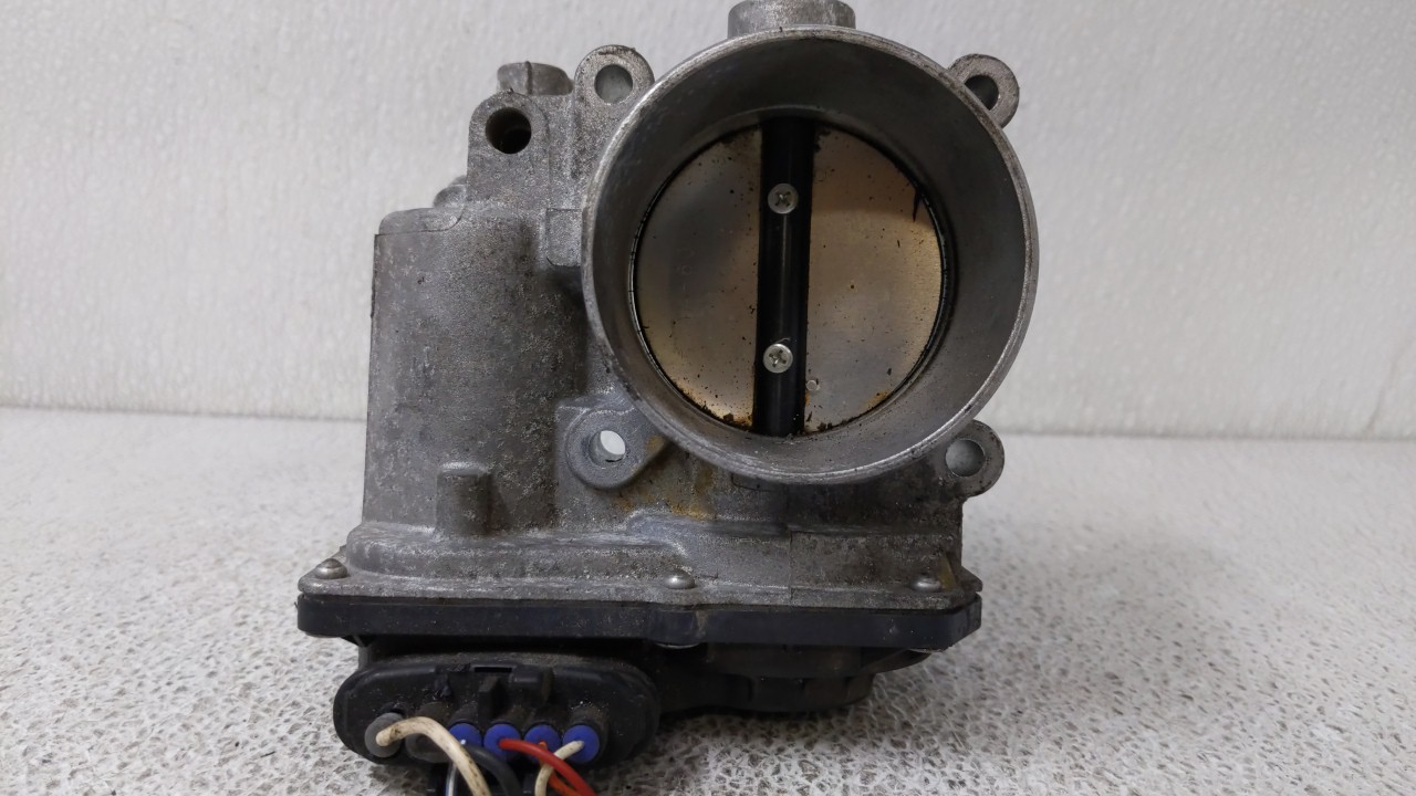 Picture of 2010-2012 Subaru Legacy Throttle Body 104208