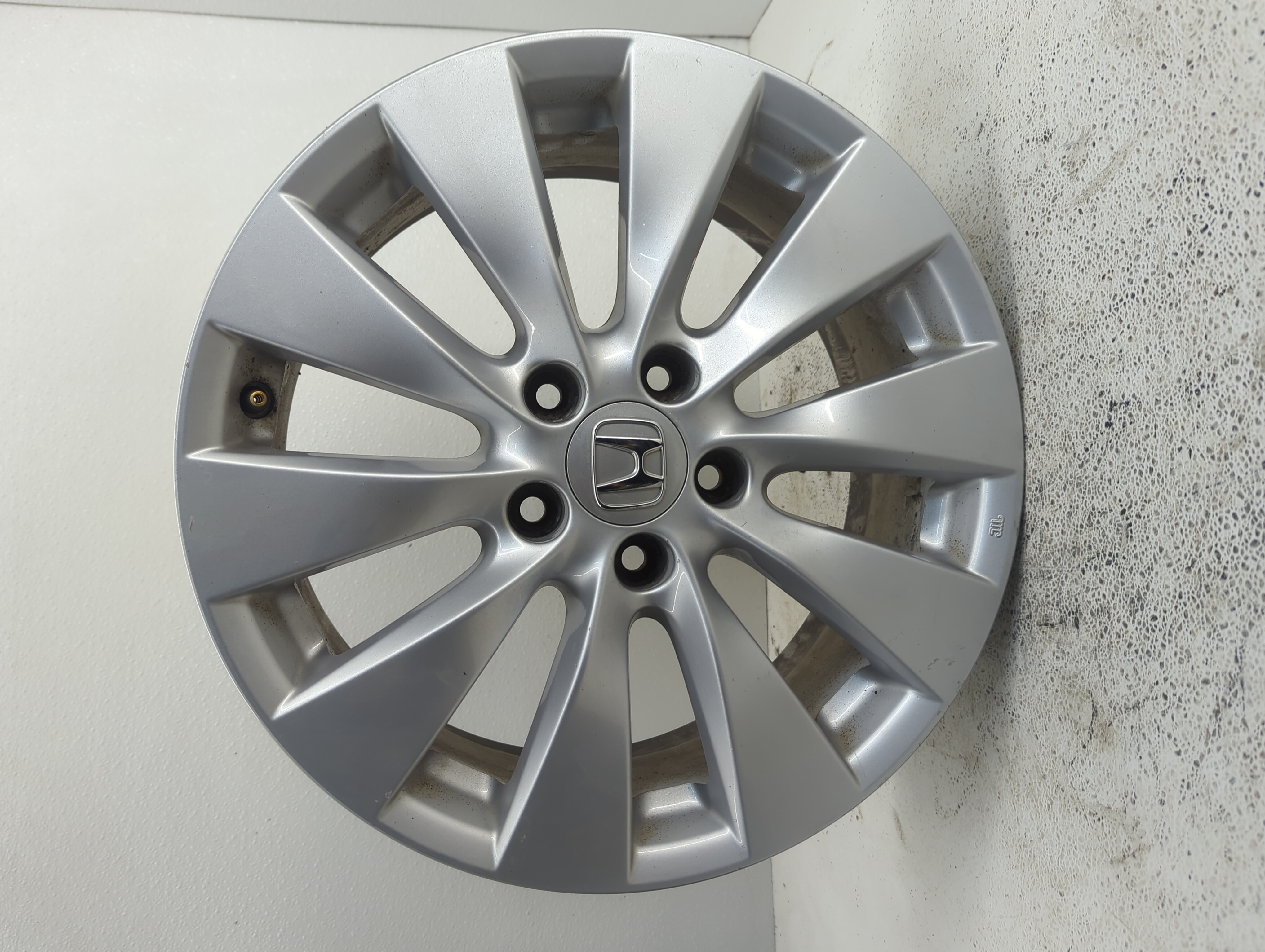 2013-2015 Honda Accord Wheel Rim Oem 1048679 - Oemusedautoparts1.com