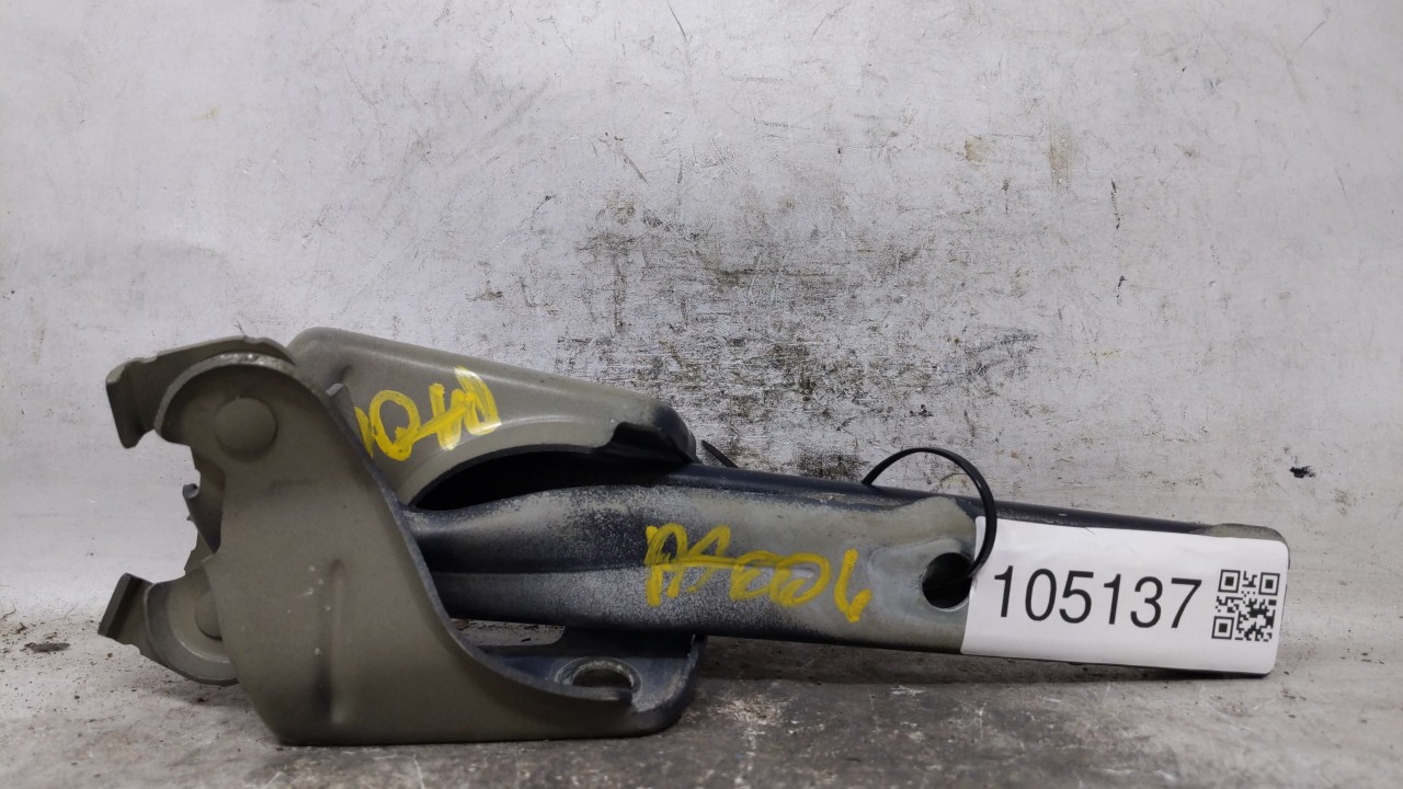 2009 Volkswagen Tiguan Passenger Right Hood Hinge 105137 - Oemusedautoparts1.com