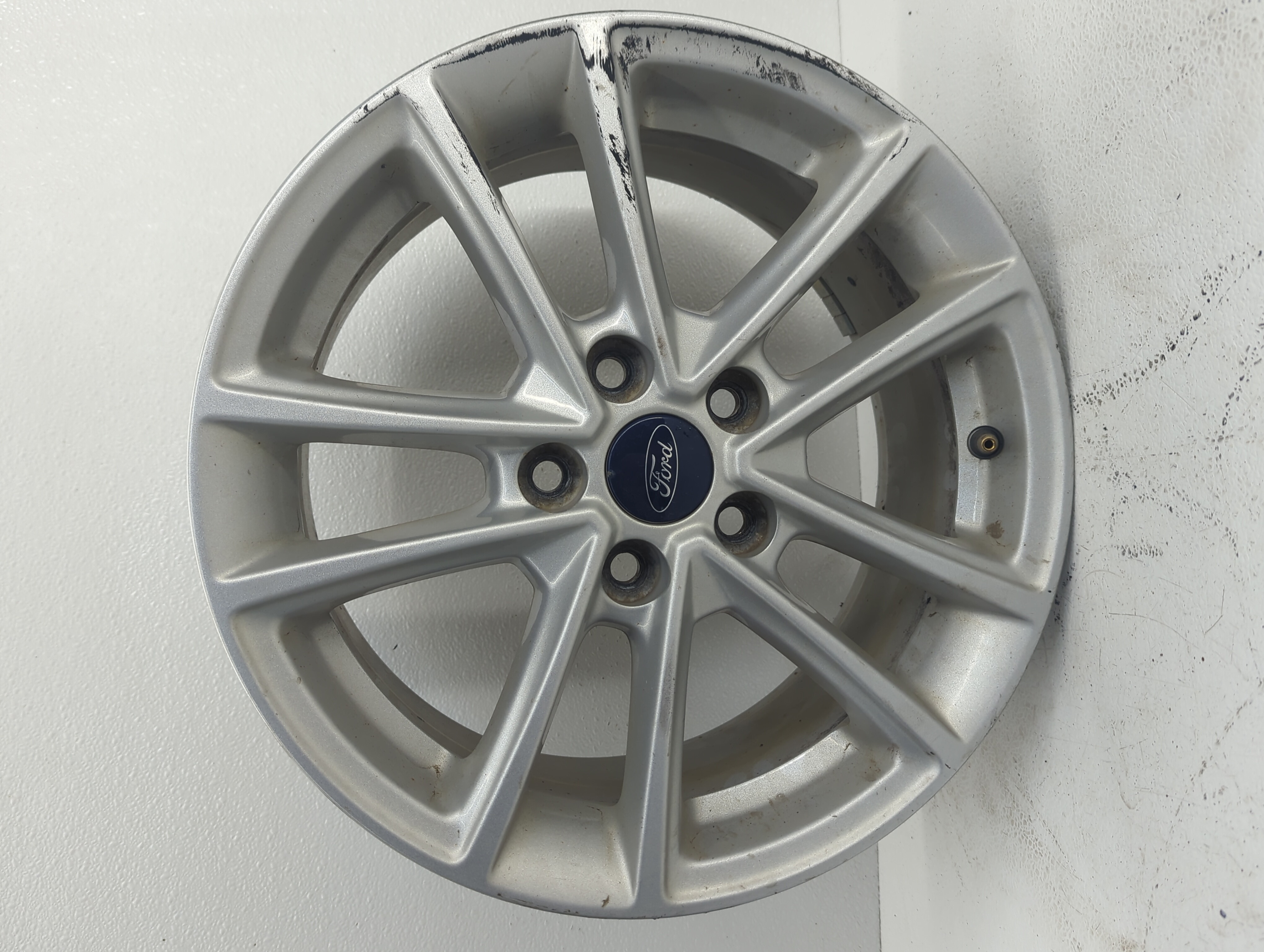 Picture of 2015-2018 Ford Focus Wheel Rim Oem 1052028