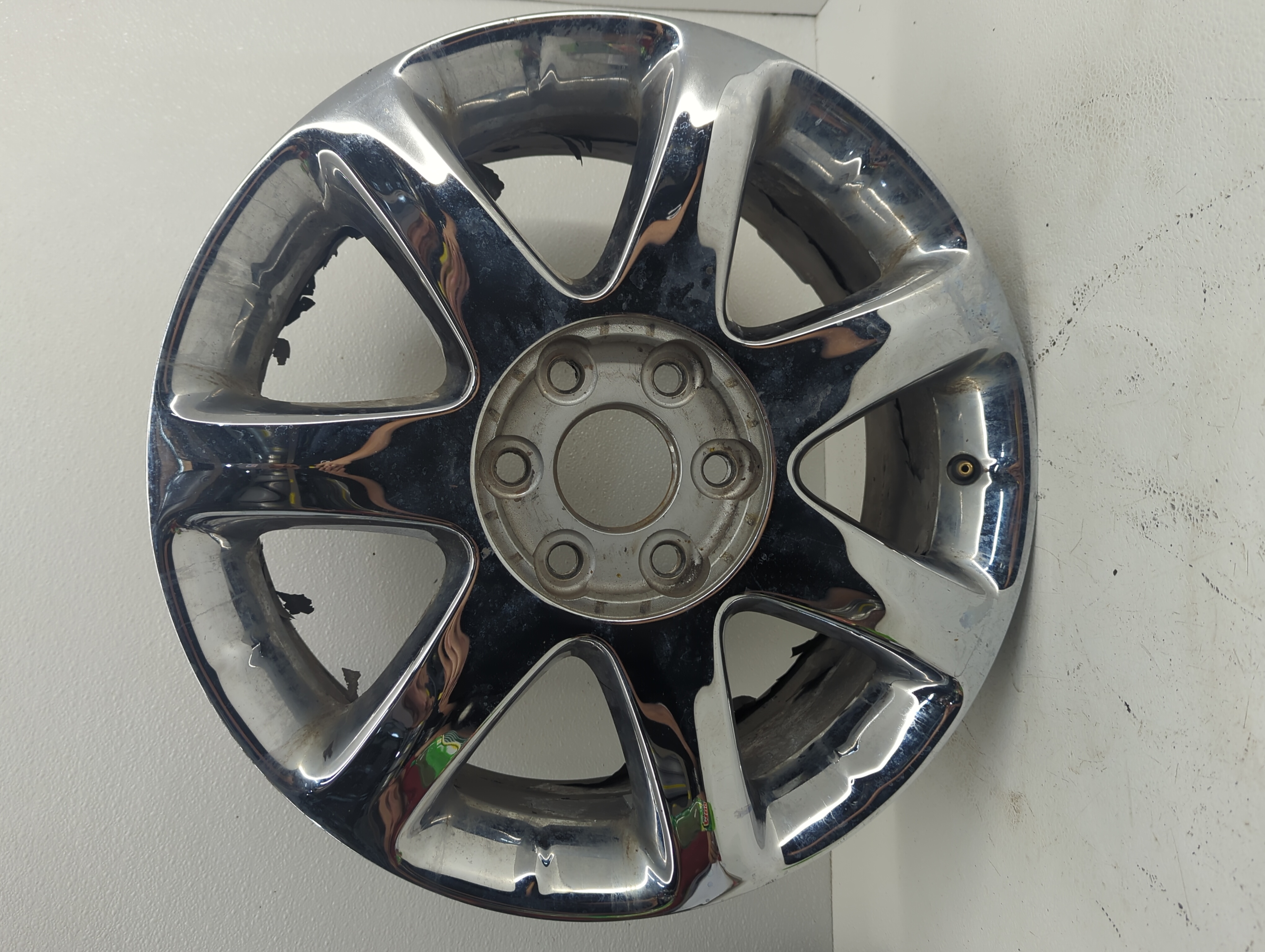 Picture of 2008-2010 Buick Enclave Wheel Rim Oem 1053092
