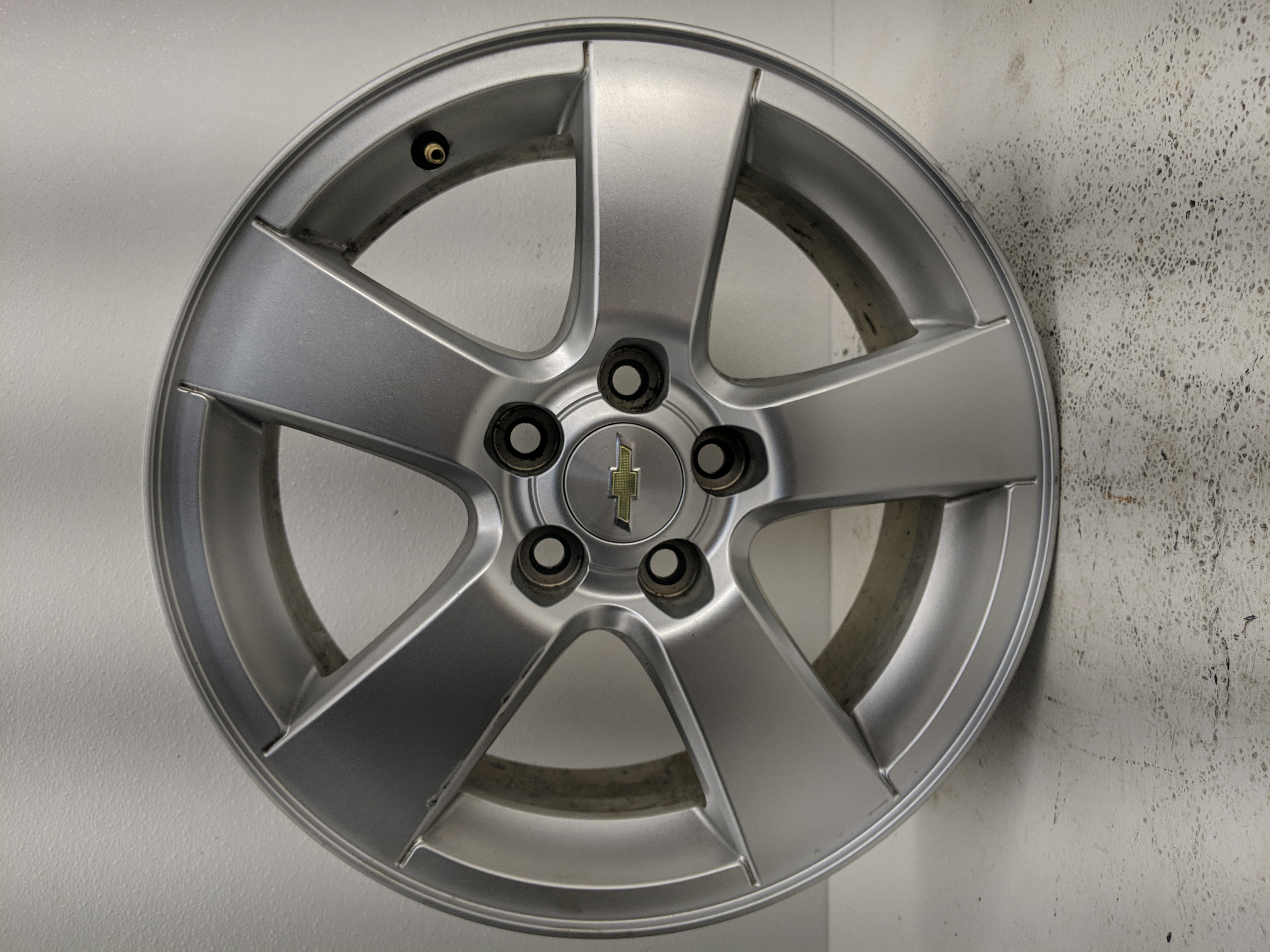 2011-2014 Chevrolet Cruze Wheel Rim Oem 1055043 - Oemusedautoparts1.com