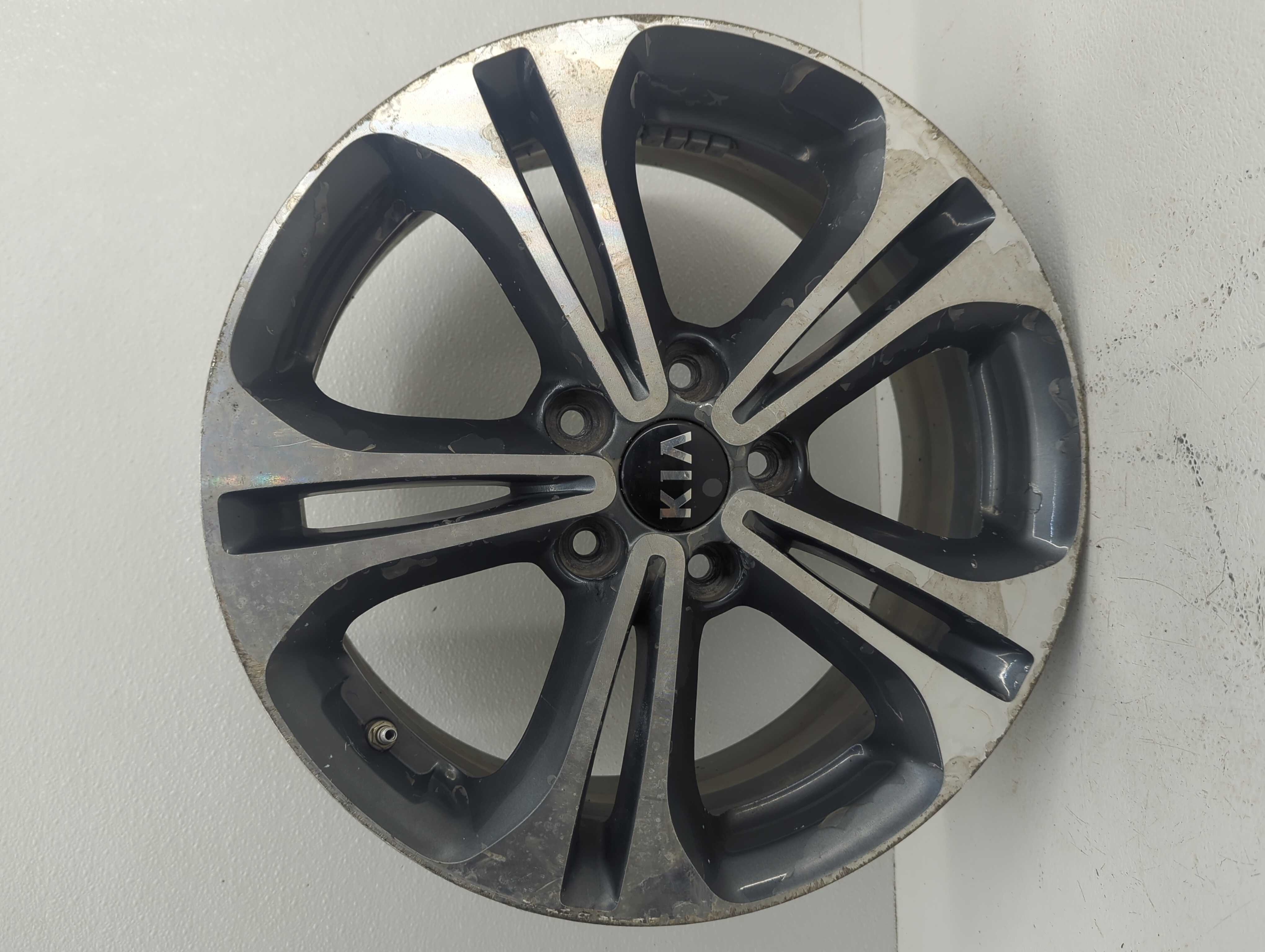 Picture of 2014-2016 Kia Forte Wheel Rim Oem 1055075