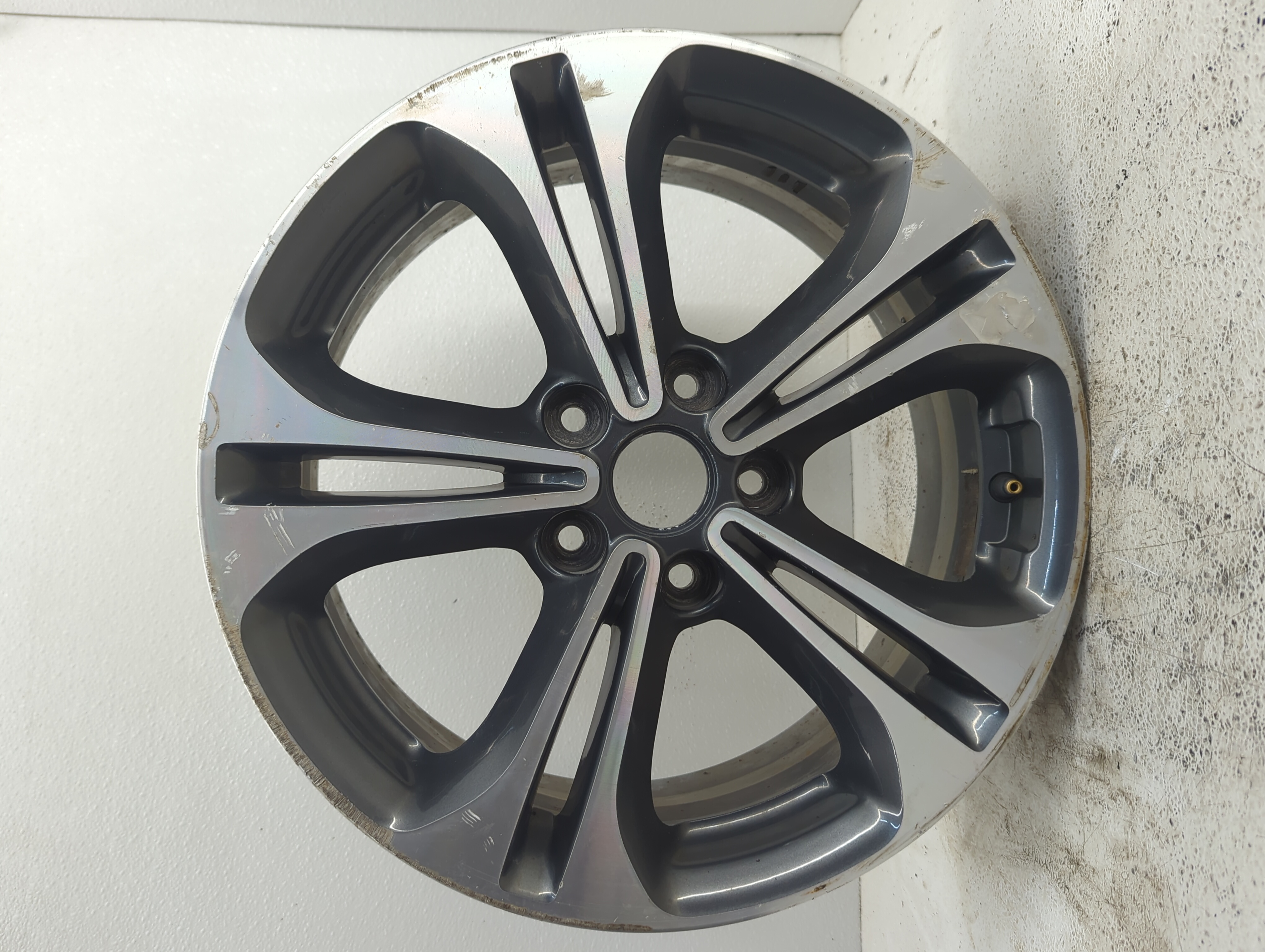 2014-2016 Kia Forte Wheel Rim Oem 1055076 - Oemusedautoparts1.com