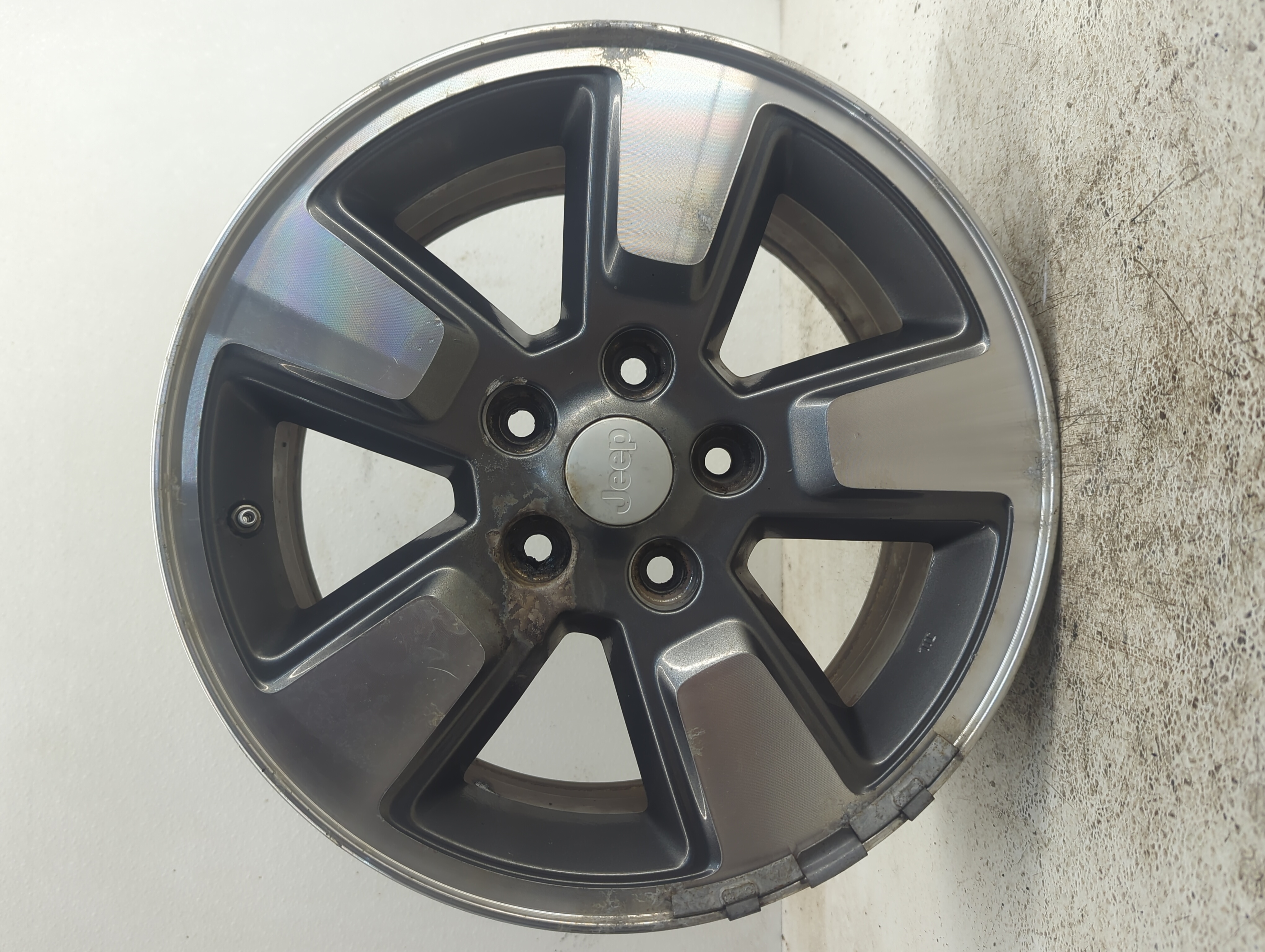 Picture of 2008-2011 Jeep Liberty Wheel Rim Oem 1055175