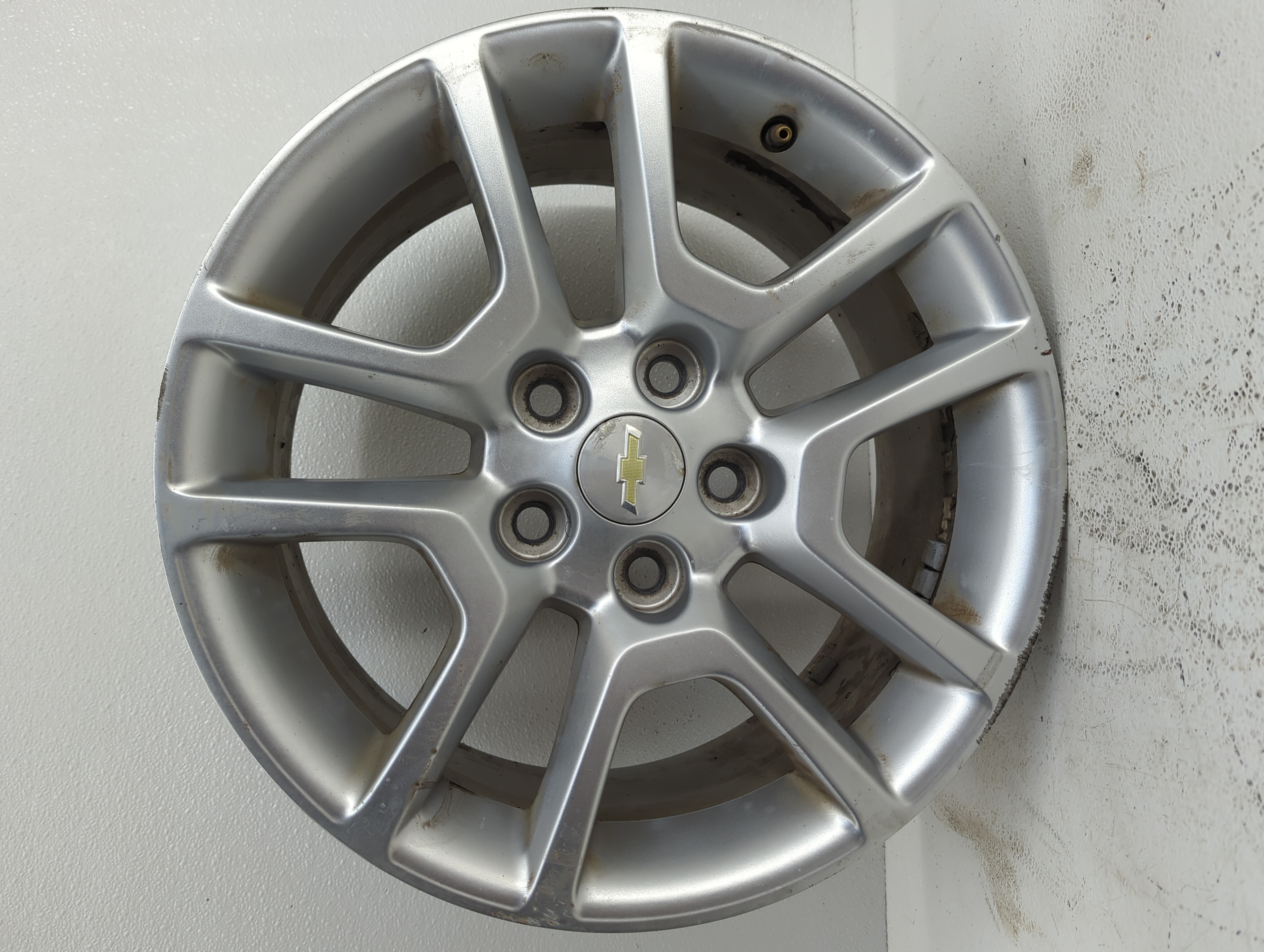 2013-2016 Chevrolet Malibu Wheel Rim Oem 1057306 - Oemusedautoparts1.com