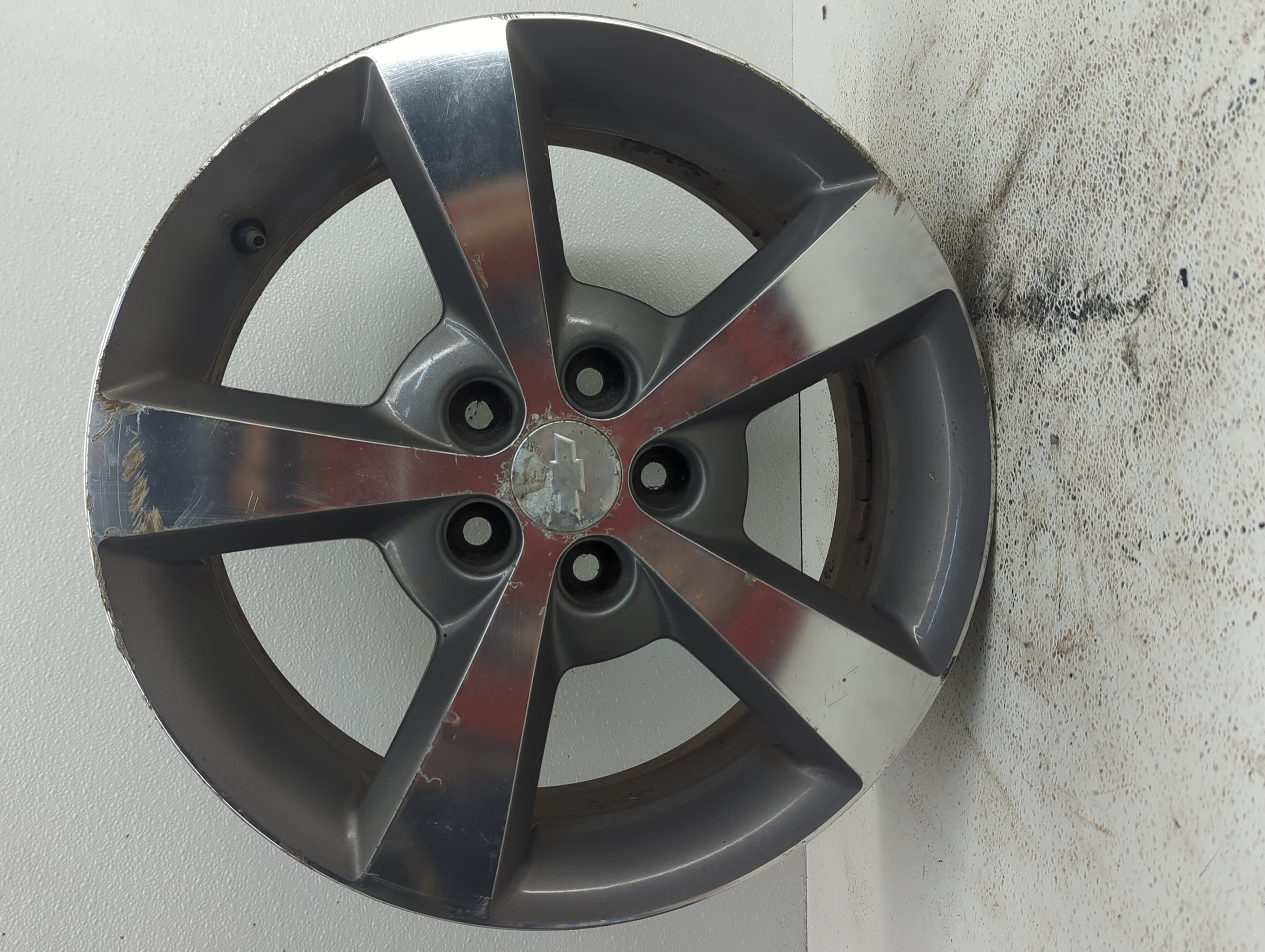 Picture of 2008-2012 Chevrolet Malibu Wheel Rim Oem 1057801