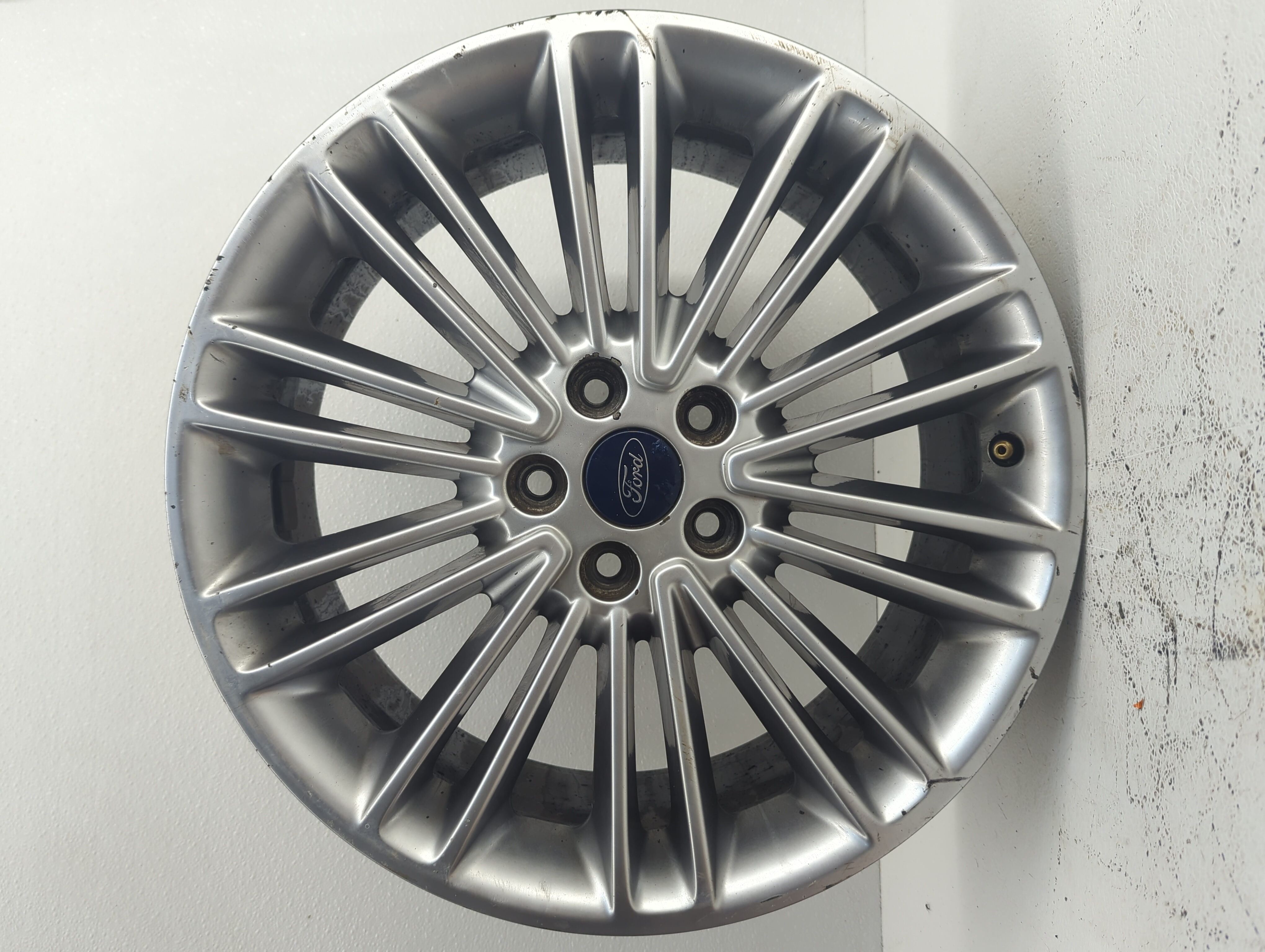 Picture of 2013-2016 Ford Fusion Wheel Rim Oem 1057803