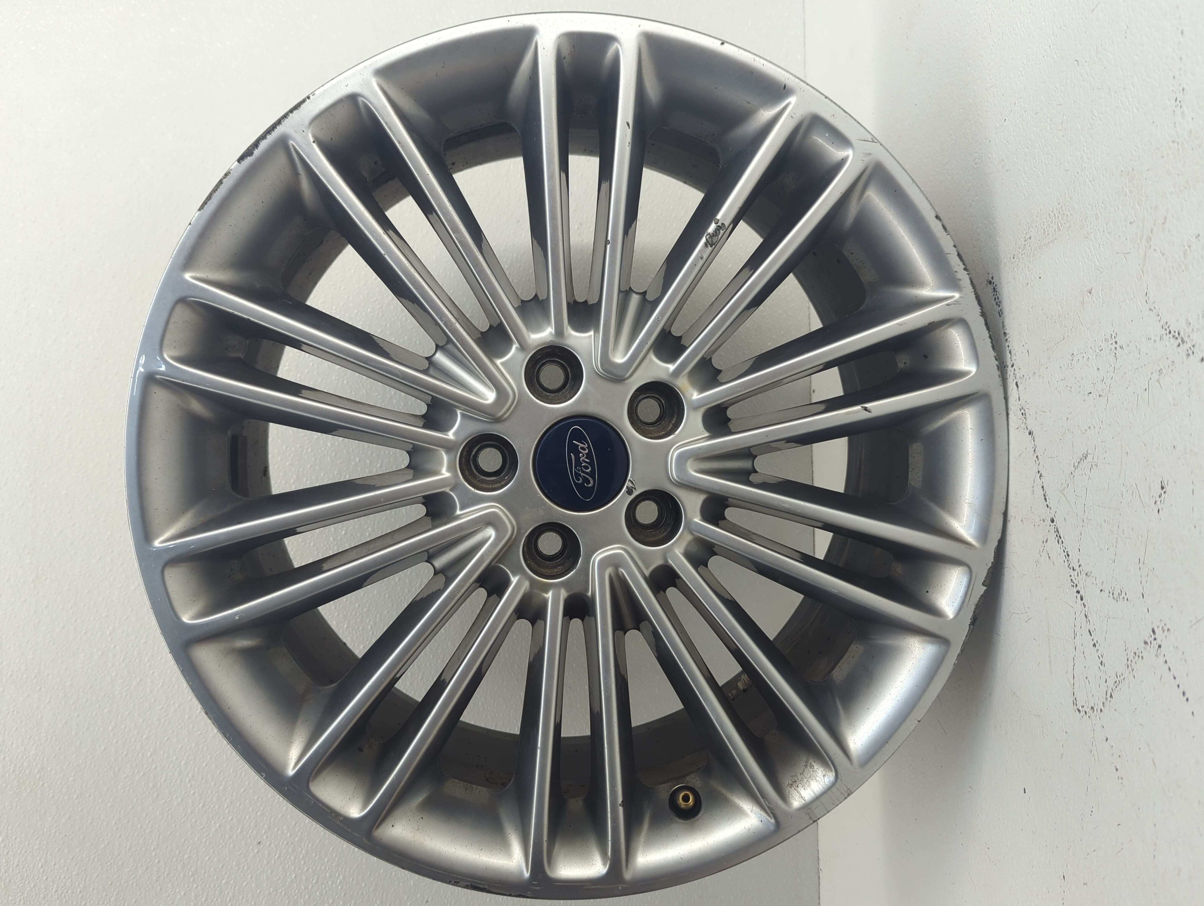 Picture of 2013-2016 Ford Fusion Wheel Rim Oem 1057804