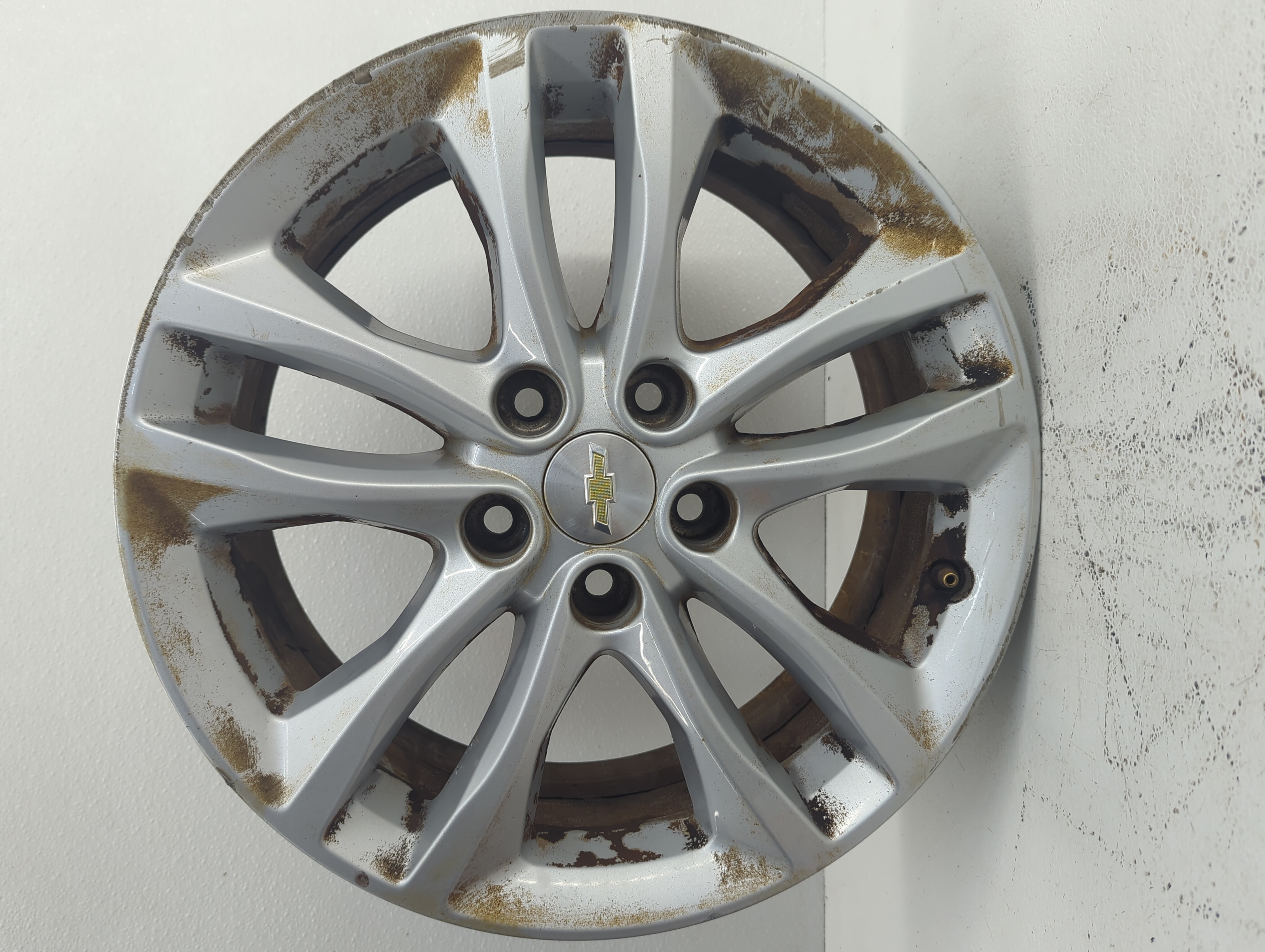 2016-2018 Chevrolet Malibu Wheel Rim Oem 1060517 - Oemusedautoparts1.com