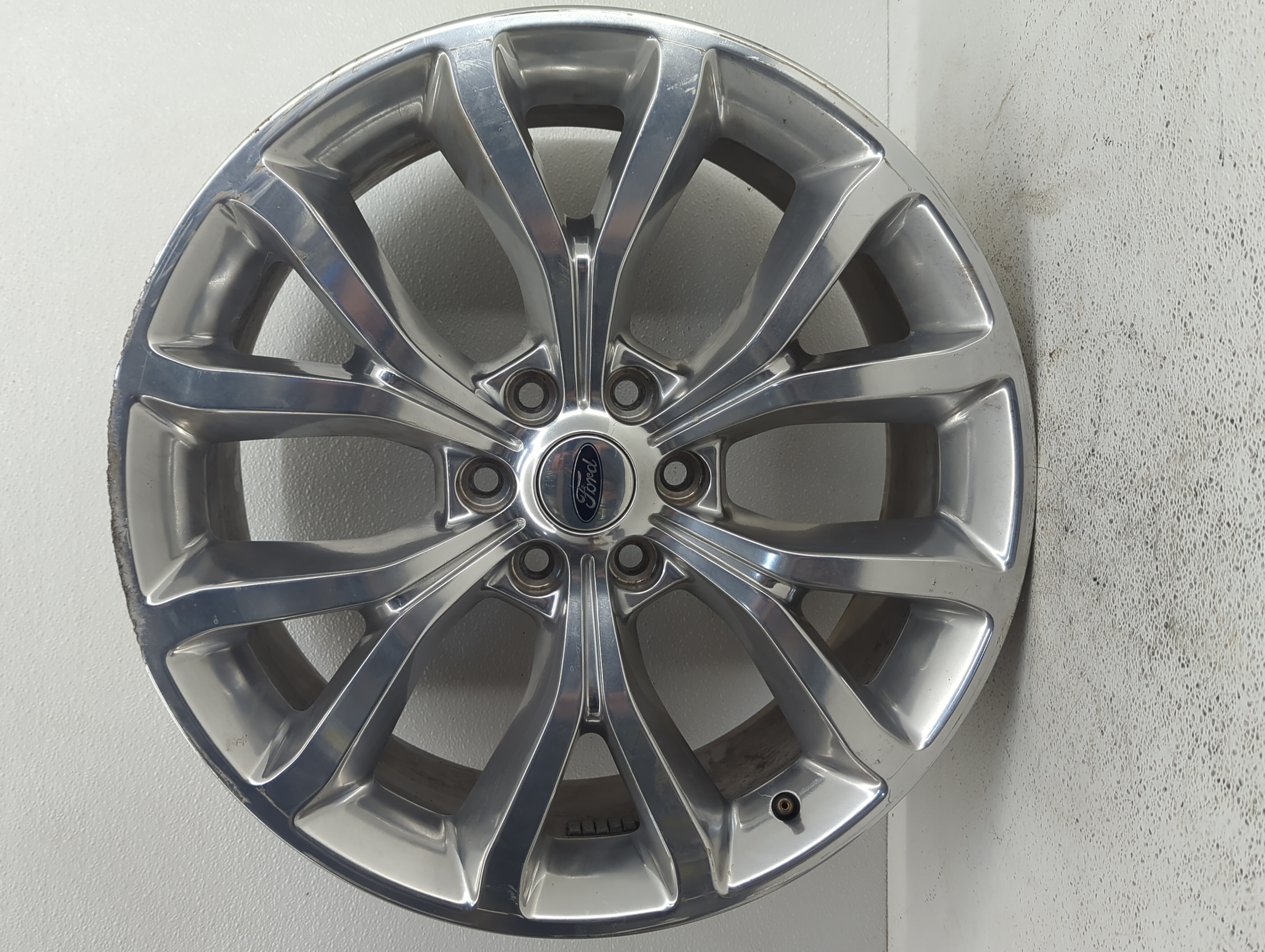 2018-2019 Ford Expedition Wheel Rim Oem 1061893 - Oemusedautoparts1.com