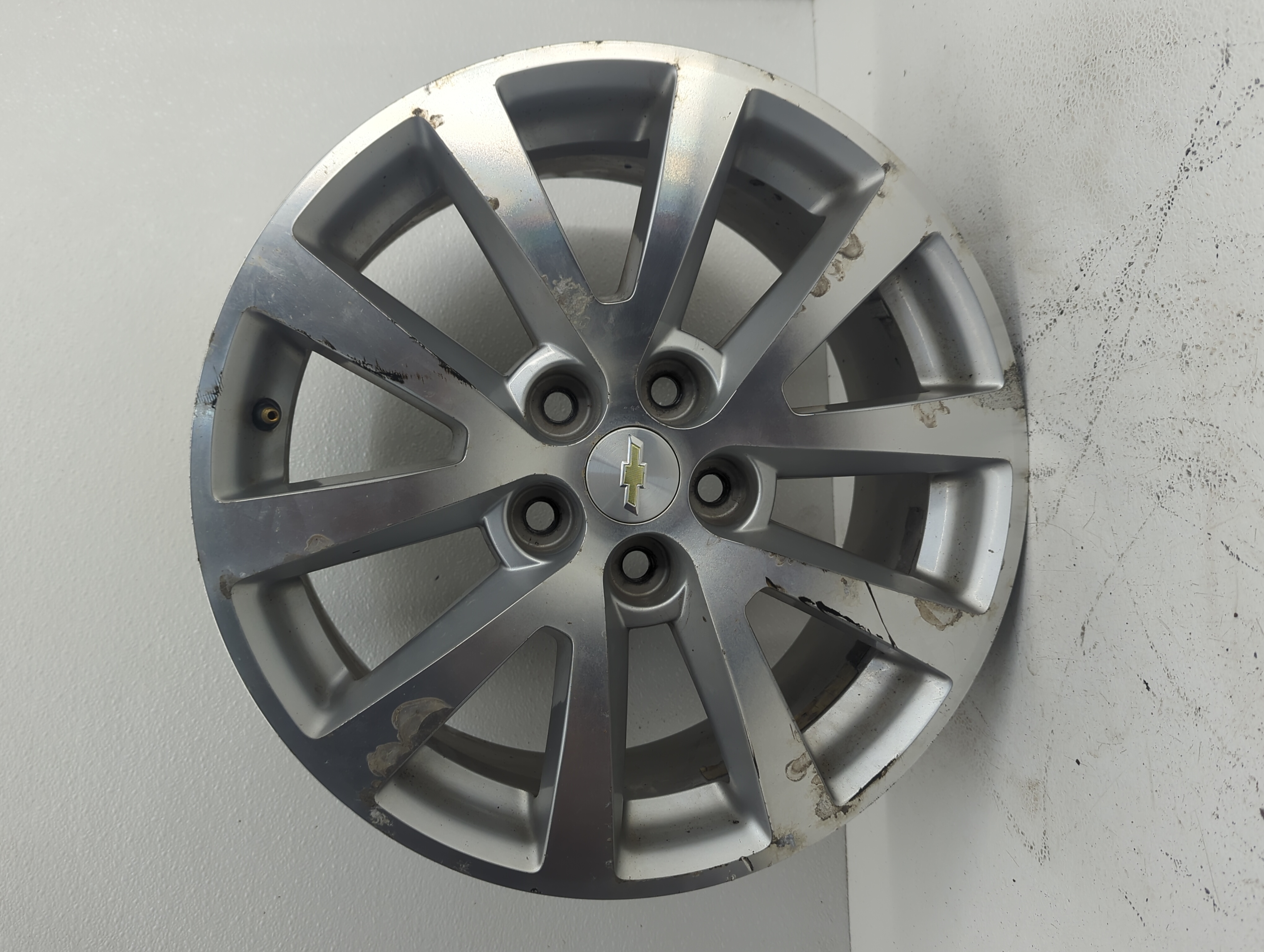 2013-2016 Chevrolet Malibu Wheel Rim Oem 1065044 - Oemusedautoparts1.com