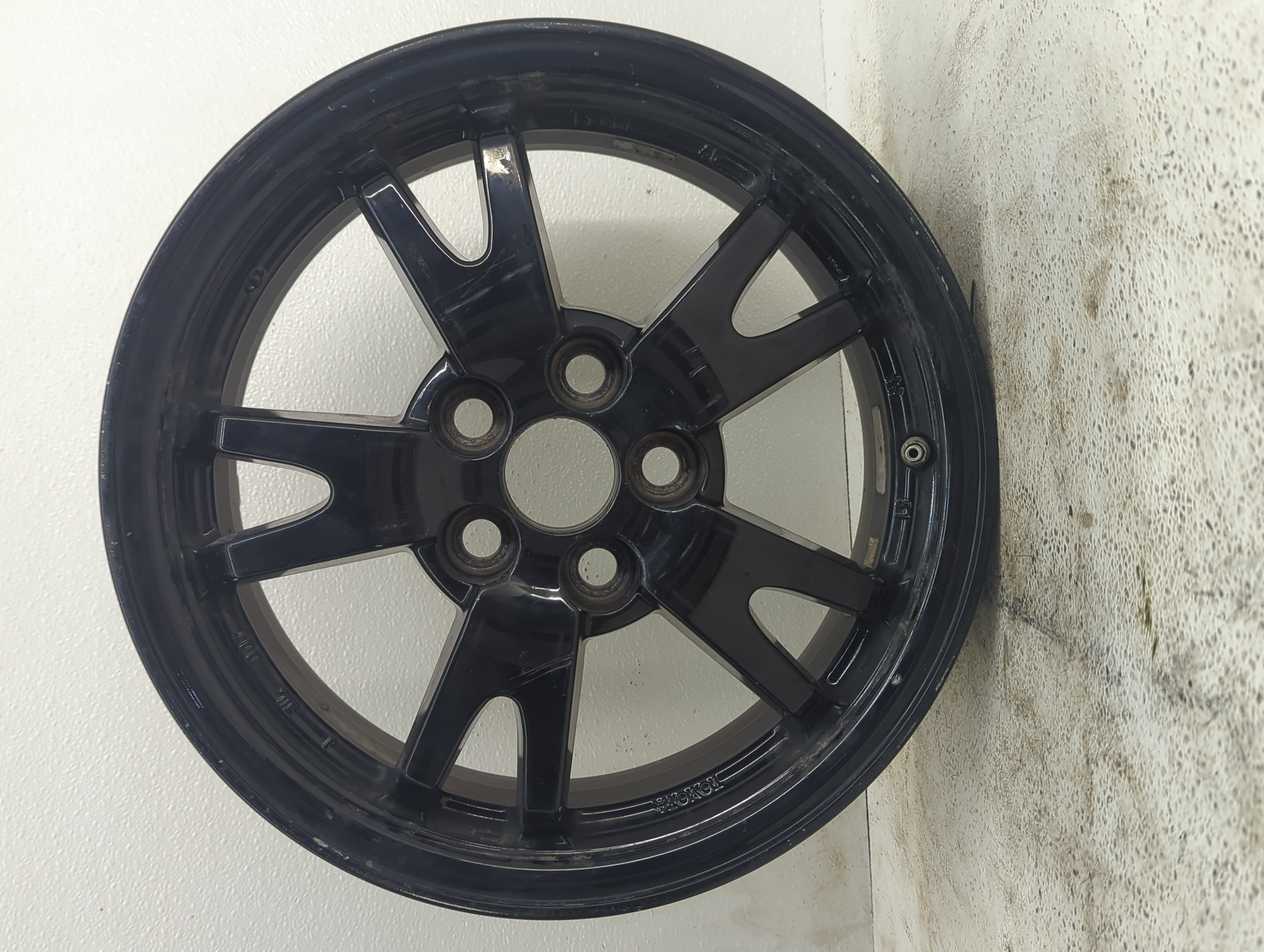 2010-2015 Toyota Prius Wheel Rim Oem 1065159 - Oemusedautoparts1.com
