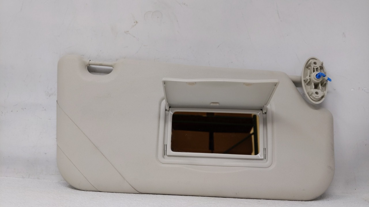 Picture of 2012-2013 Ford Focus Passenger Sun Visor Mirror Right Sunvisor Ivory 106609