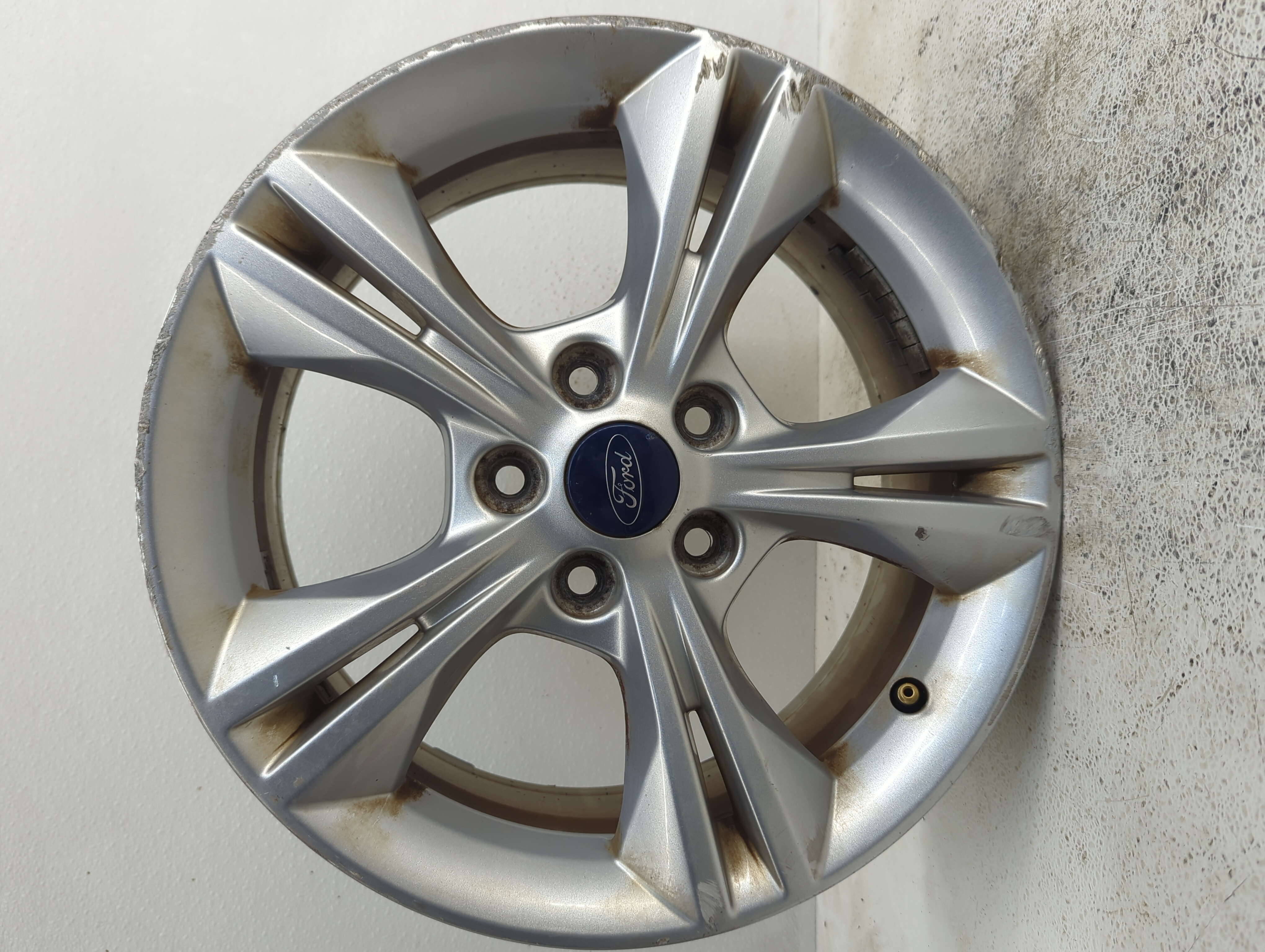 2012-2018 Ford Focus Wheel Rim Oem 1066485 - Oemusedautoparts1.com