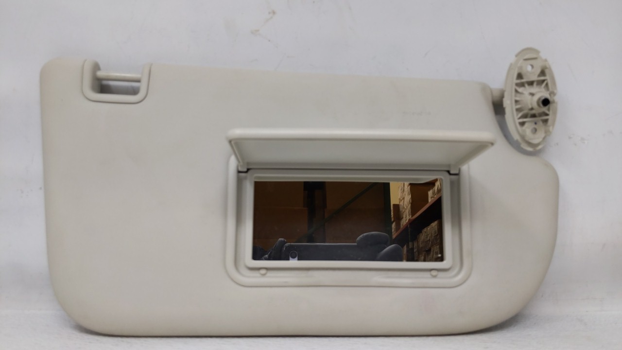 Picture of 2013-2019 Ford Escape Passenger Sun Visor Mirror Right Sunvisor Ivory 106857