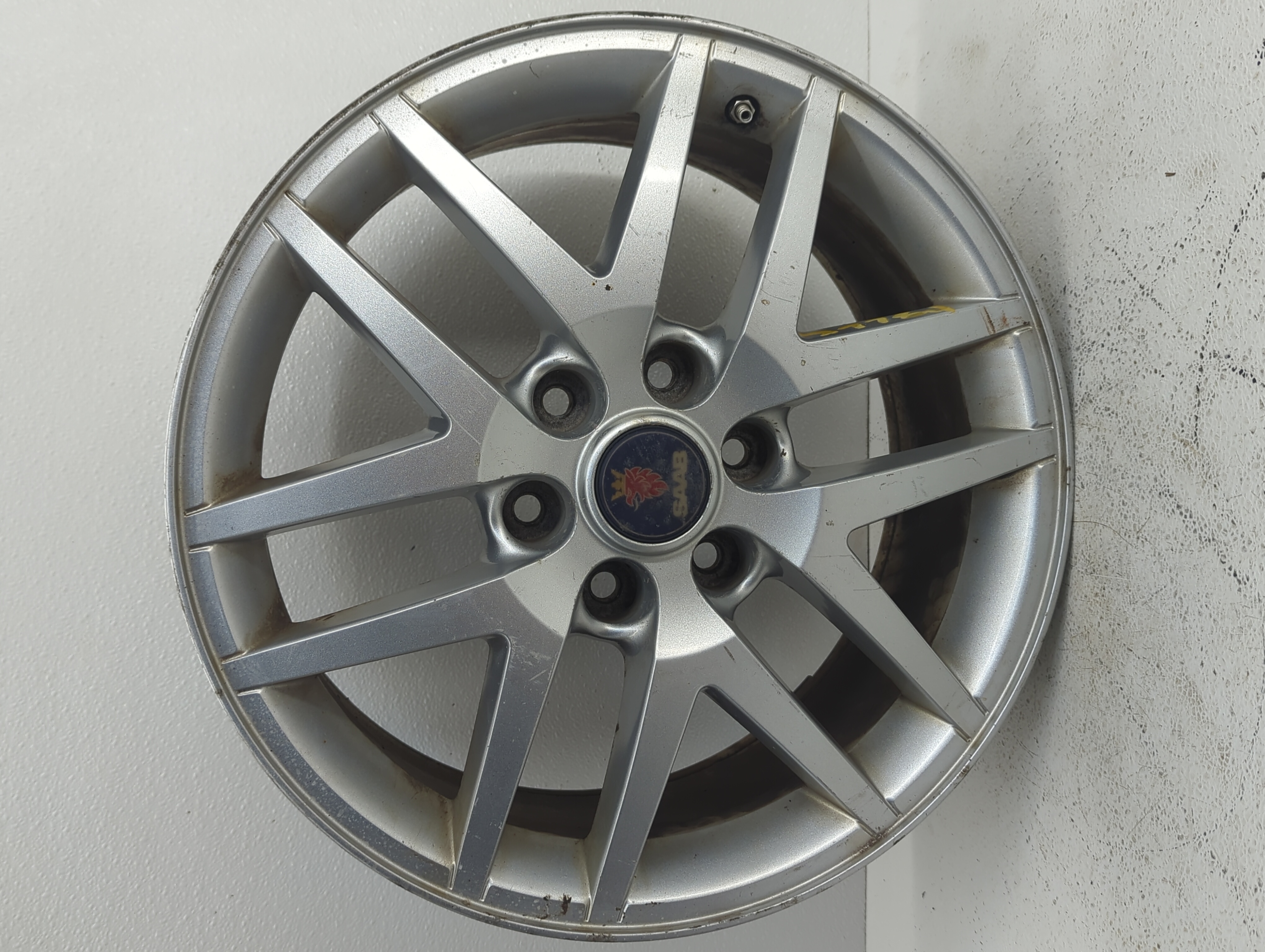 Saab 9-7 Wheel Rim Oem 1071572 - Oemusedautoparts1.com