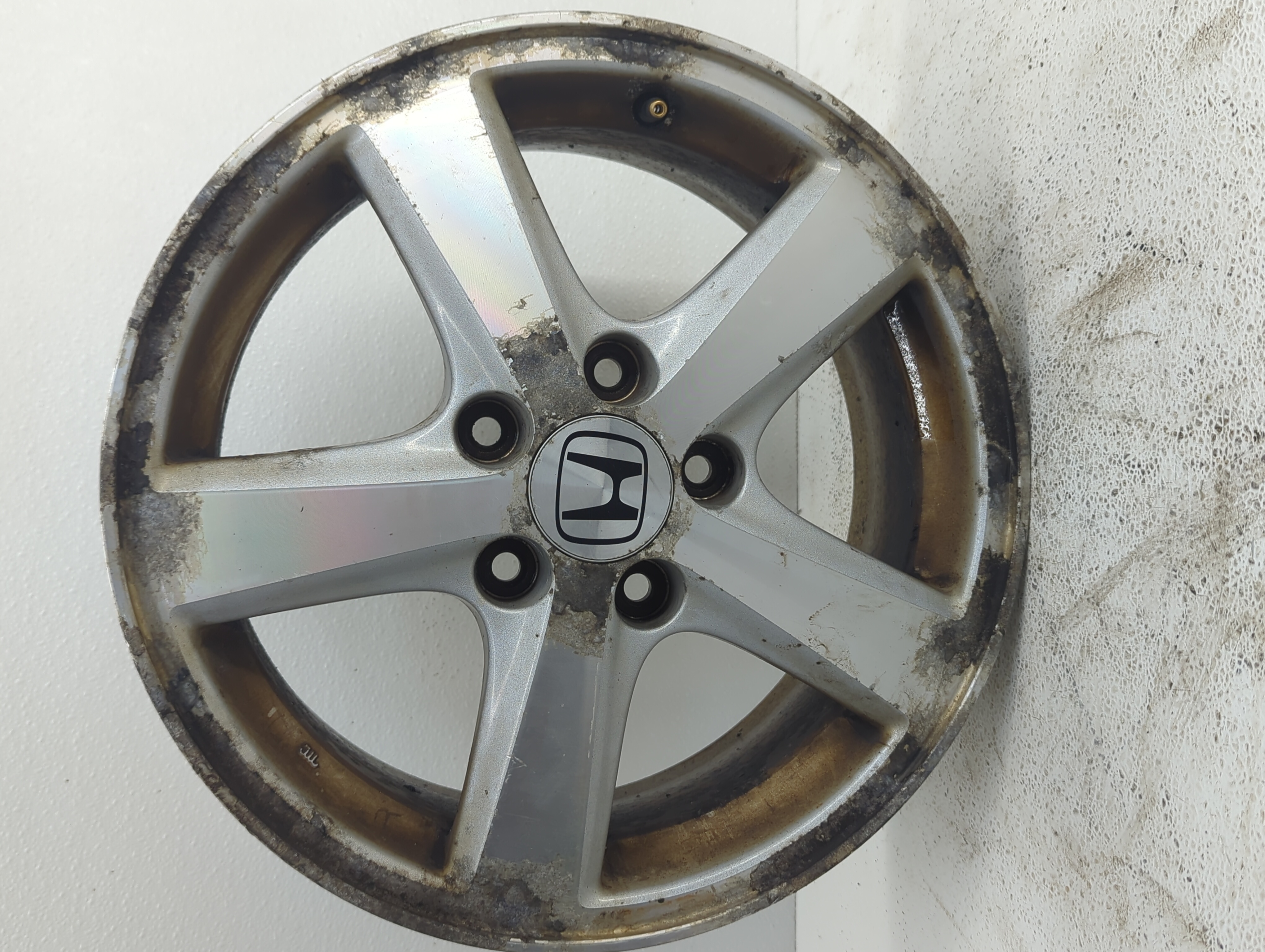 2003-2005 Honda Accord Wheel Rim Oem 1074044 - Oemusedautoparts1.com