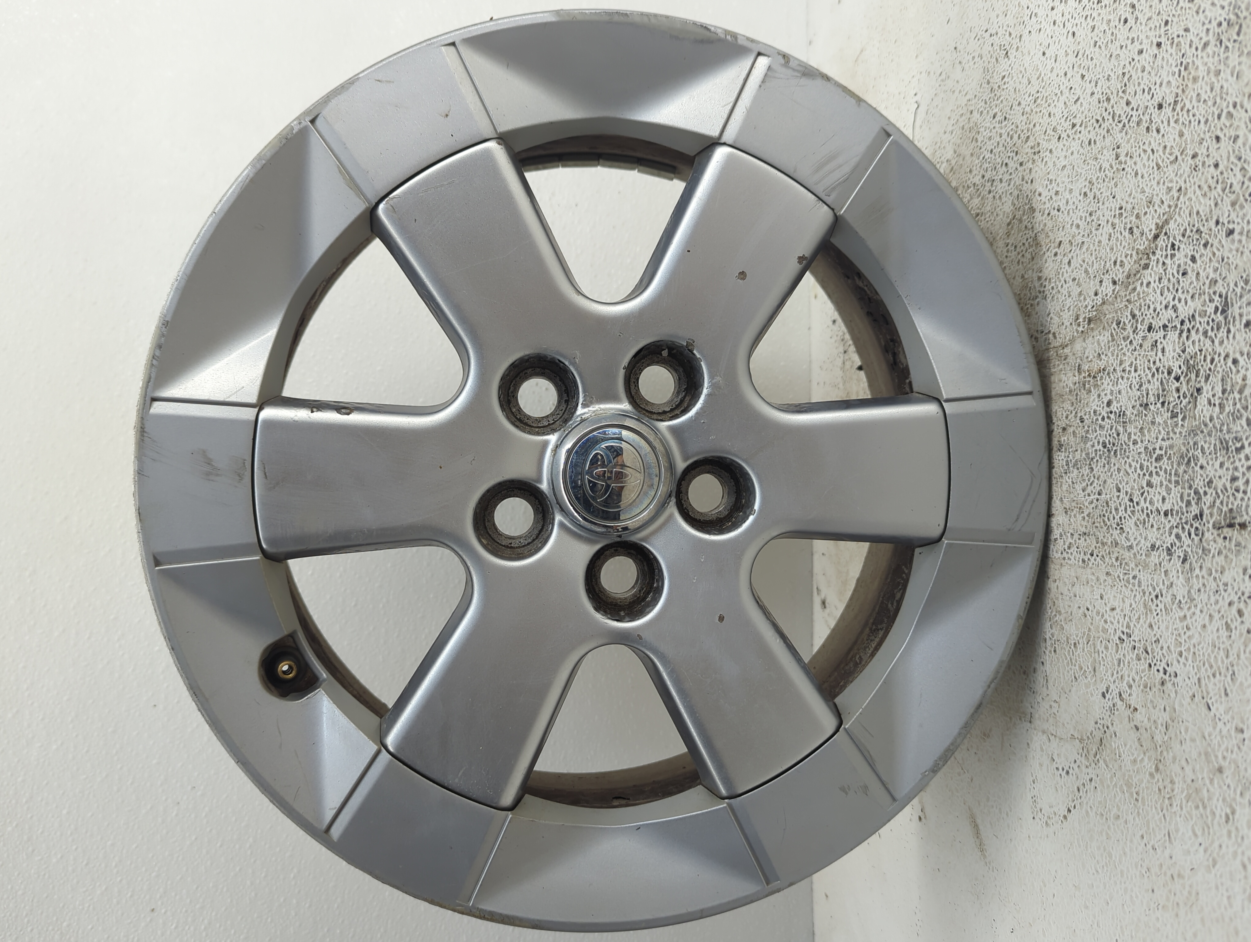 2004-2009 Toyota Prius Wheel Rim Oem 1074177 - Oemusedautoparts1.com