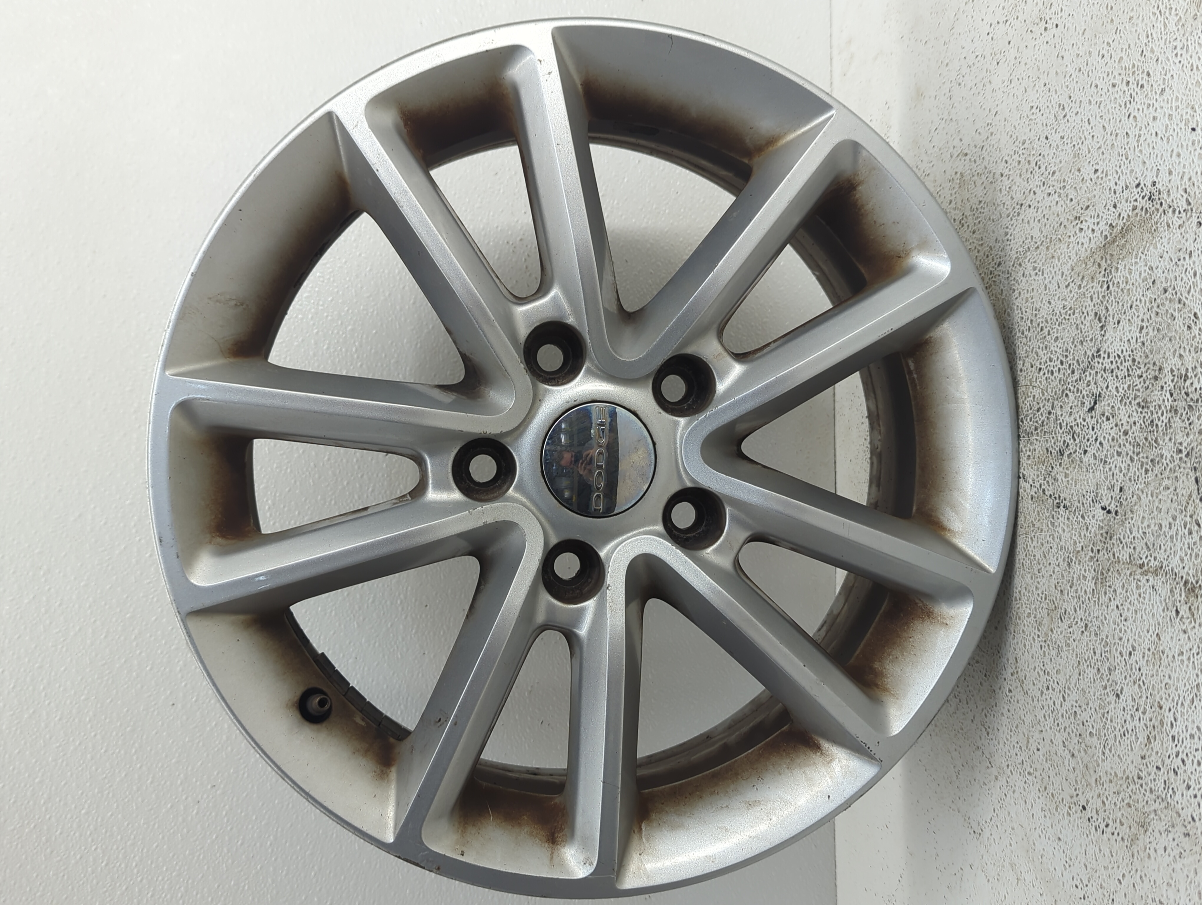 Picture of Dodge Caravan Wheel Rim Oem 1074263