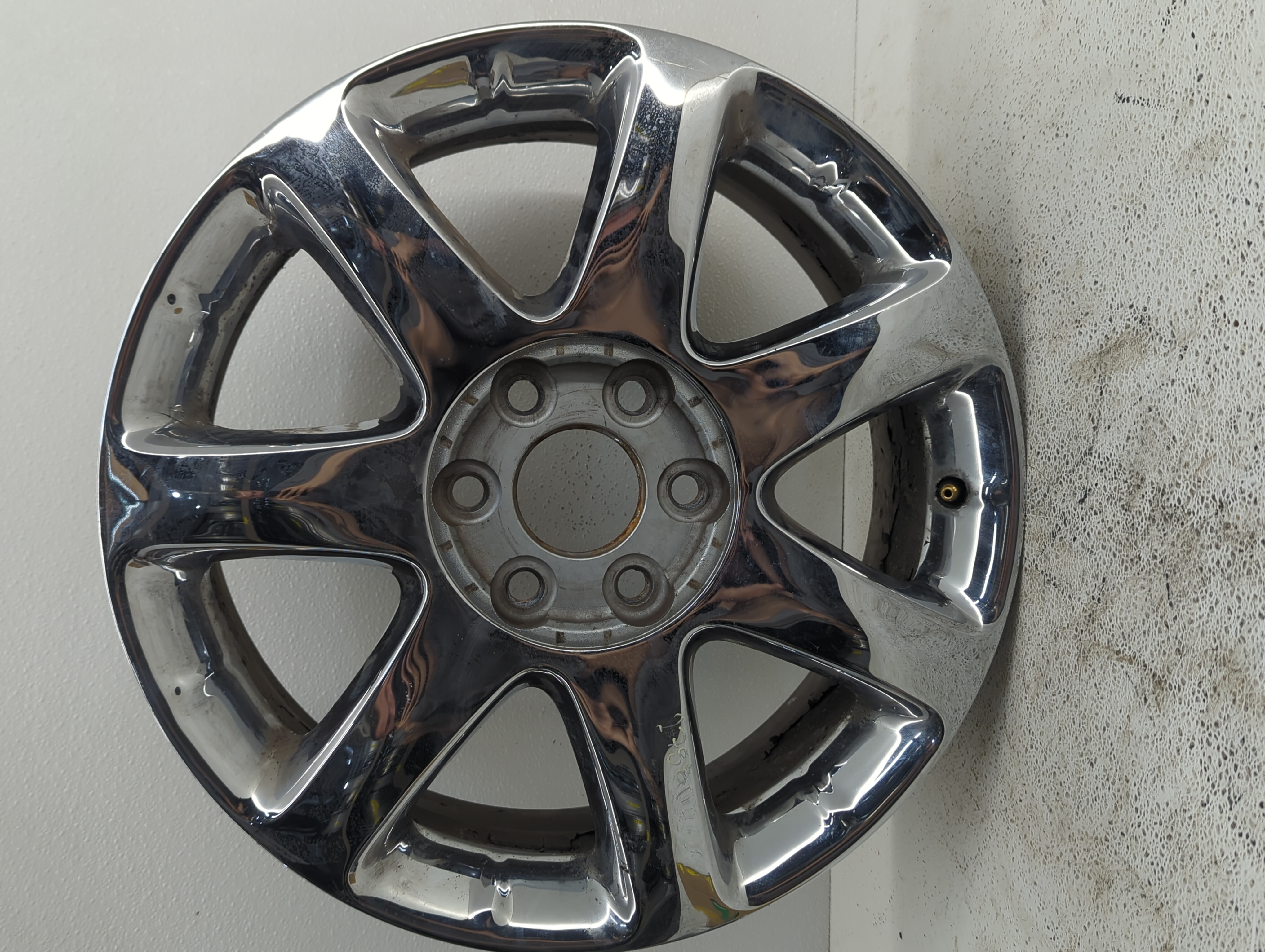 2008-2010 Buick Enclave Wheel Rim Oem 1074266 - Oemusedautoparts1.com