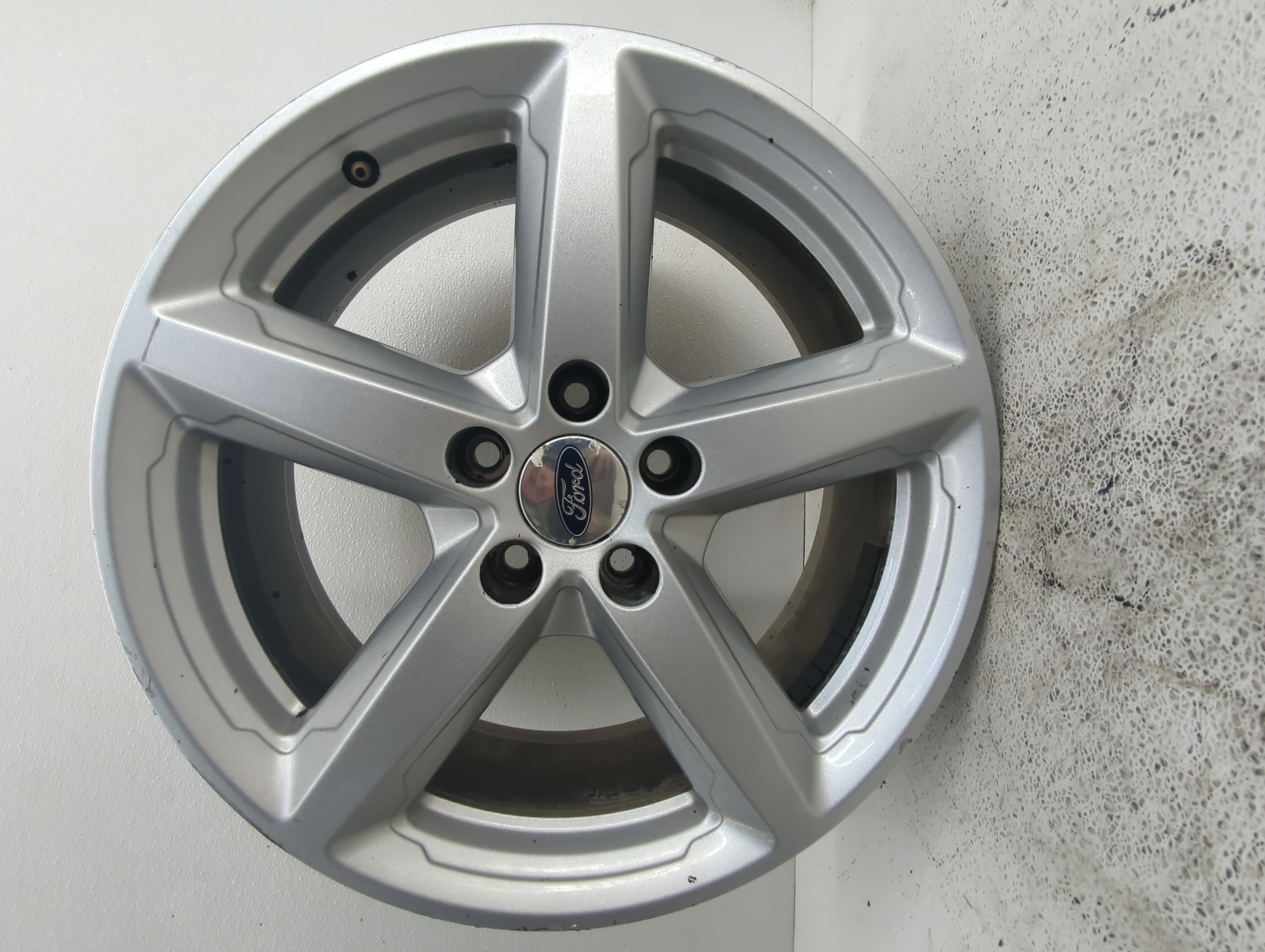2016-2019 Ford Explorer Wheel Rim Oem 1074308 - Oemusedautoparts1.com