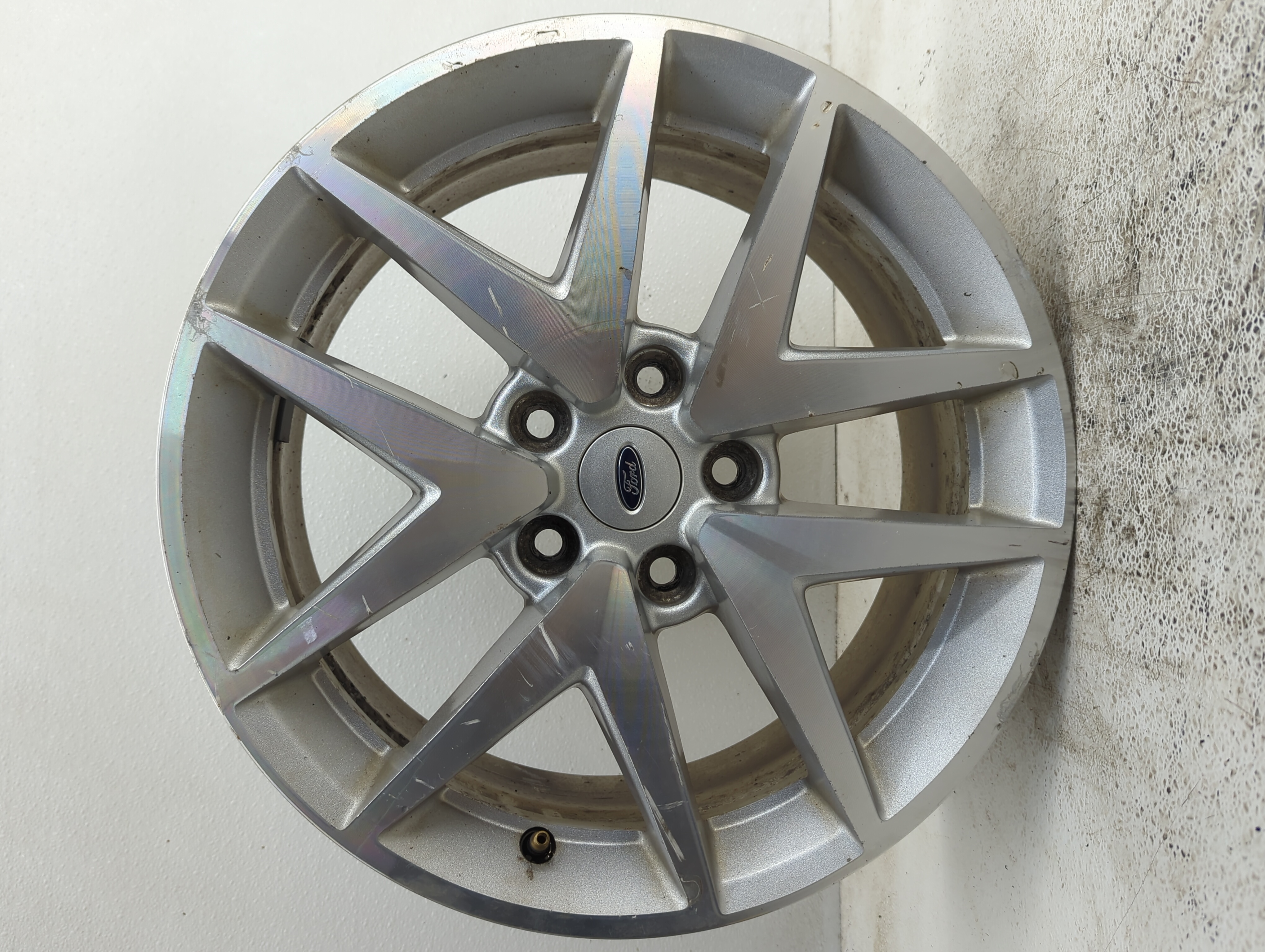 Picture of 2010-2012 Ford Fusion Wheel Rim Oem 1074727