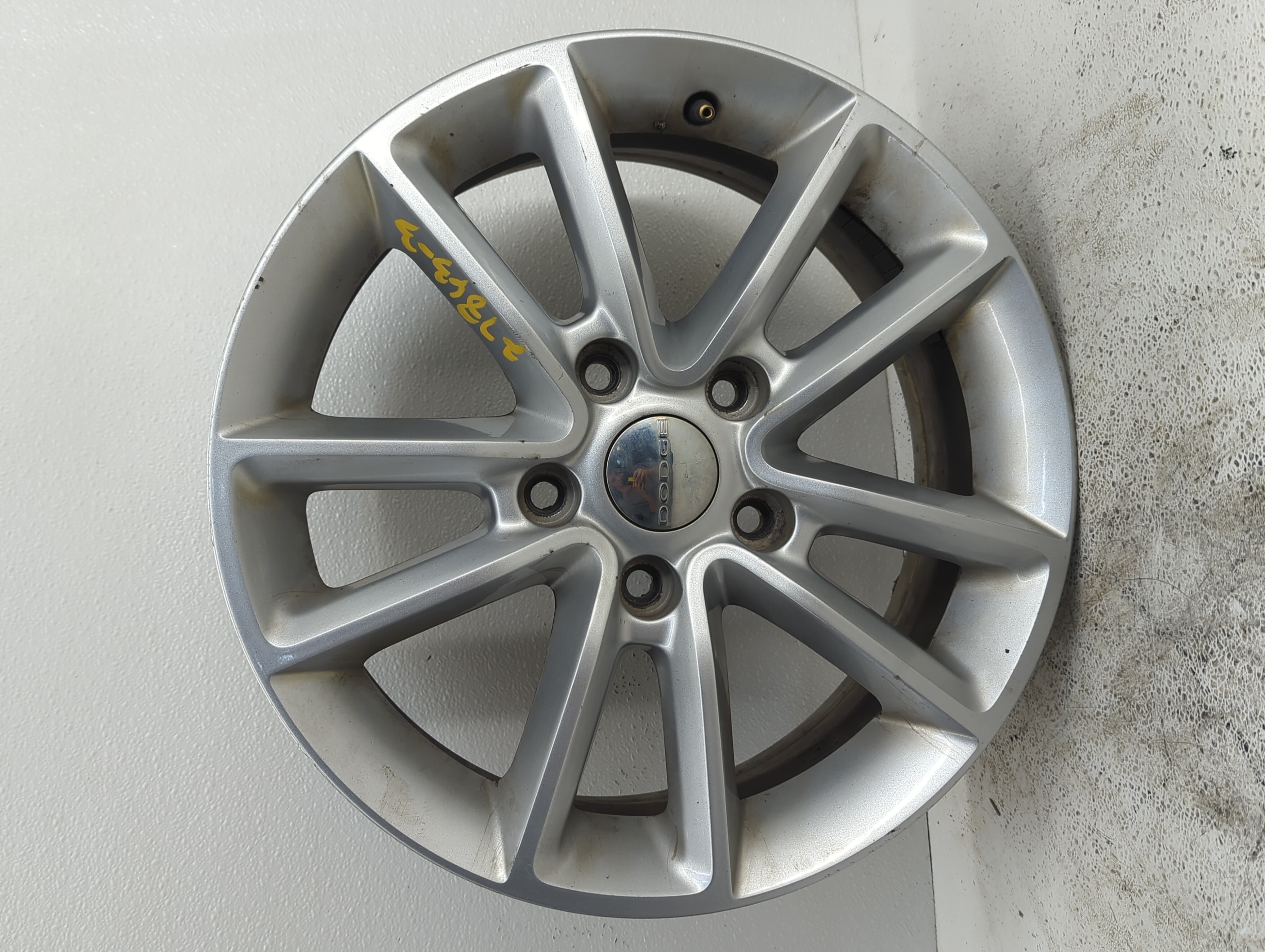 2013-2020 Dodge Grand Caravan Wheel Rim Oem 1078706 - Oemusedautoparts1.com