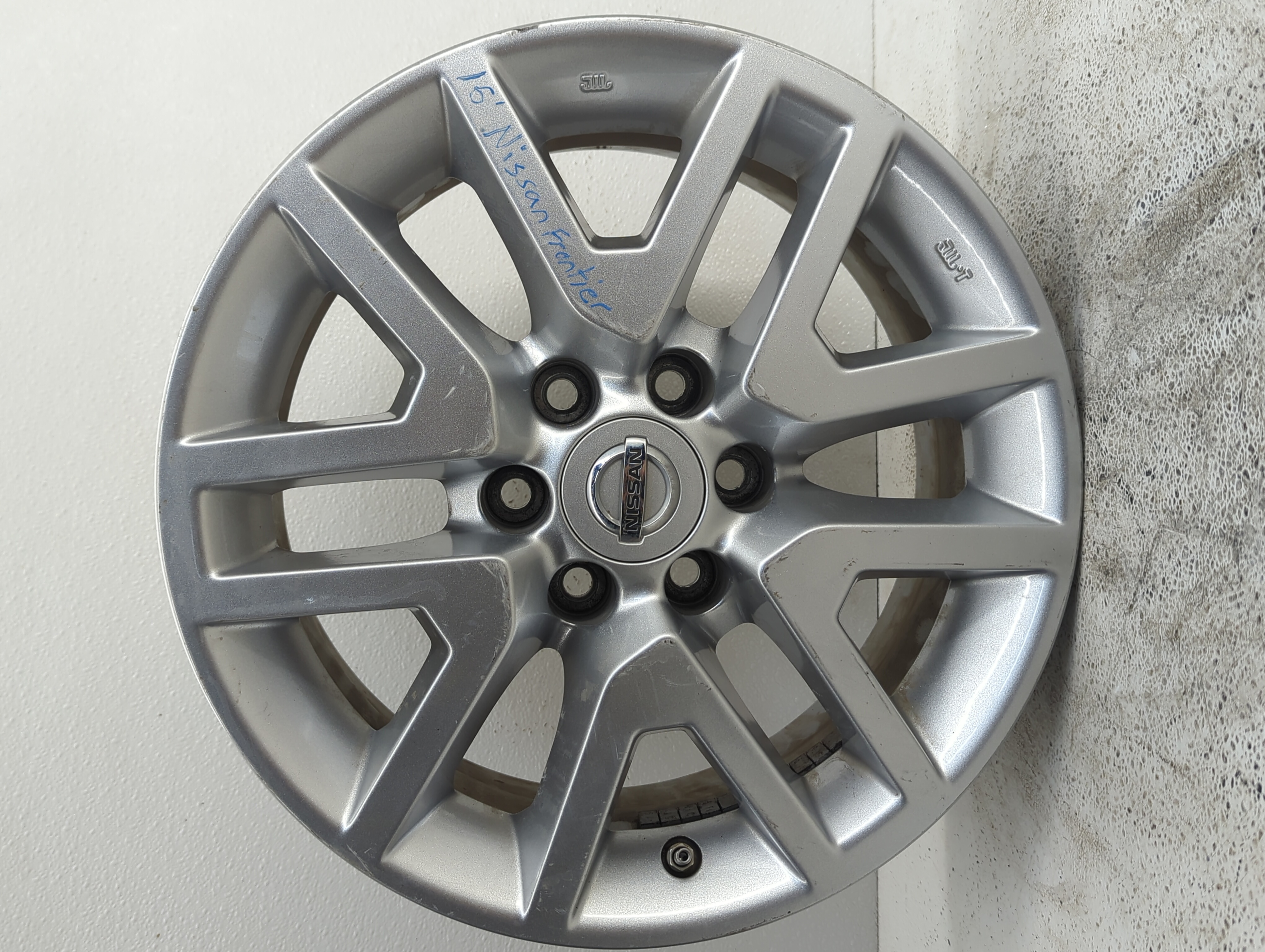 2014-2021 Nissan Frontier Wheel Rim Oem 1078780 - Oemusedautoparts1.com