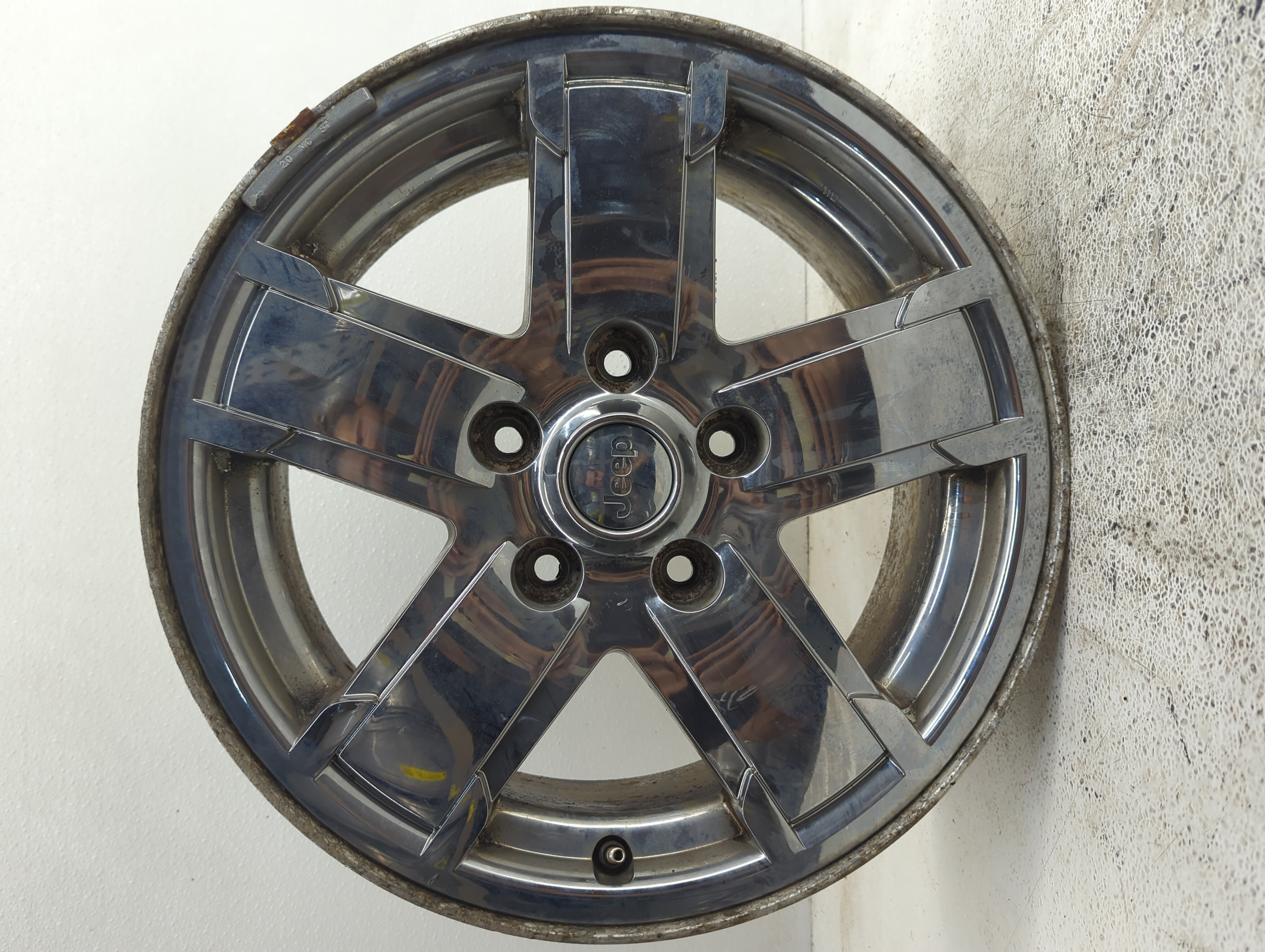 2005-2007 Jeep Grand Cherokee Wheel Rim Oem 1081837 - Oemusedautoparts1.com
