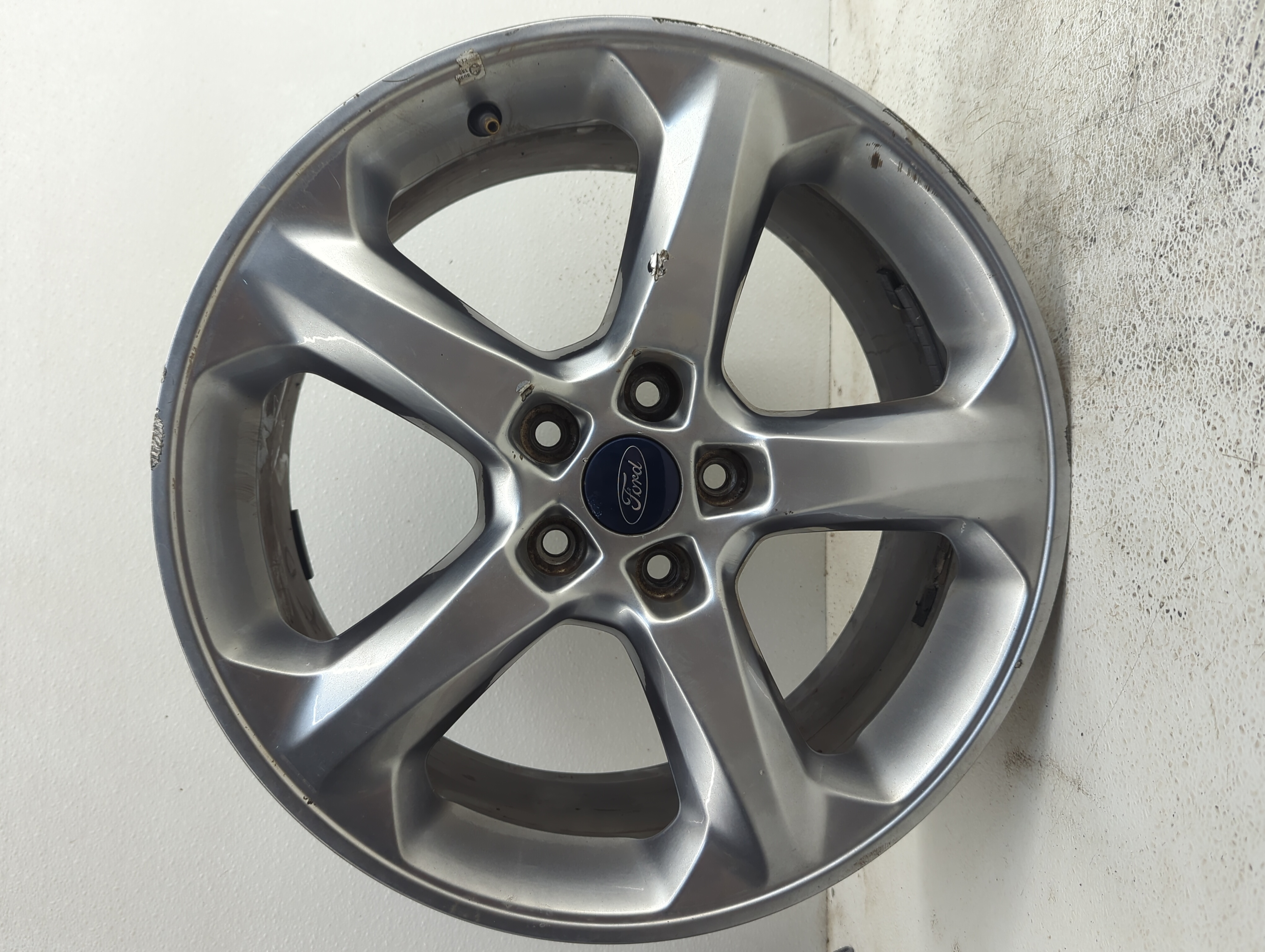 Picture of 2013-2016 Ford Fusion Wheel Rim Oem 1081844
