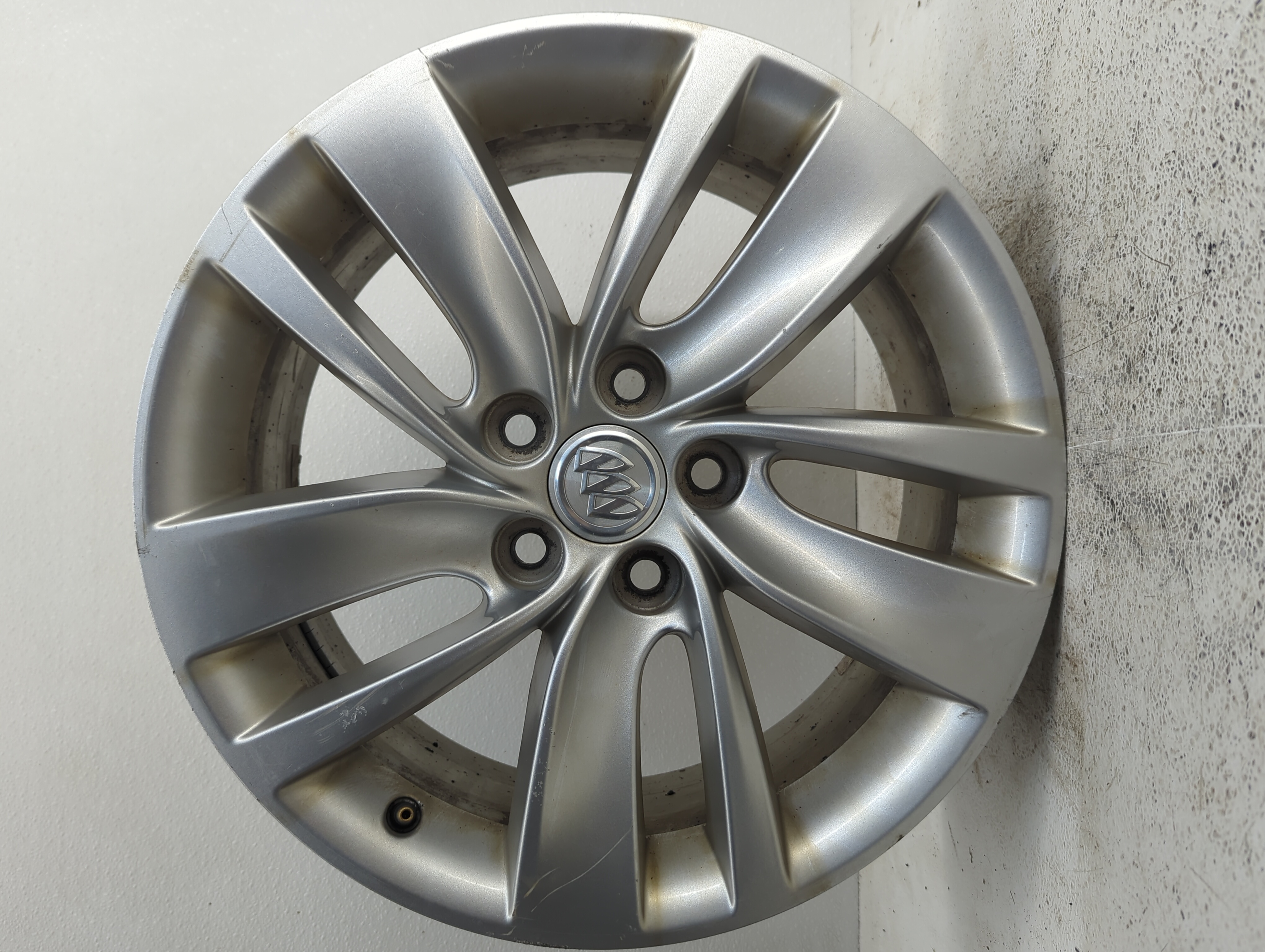 2014-2017 Buick Regal Wheel Rim Oem 1081857 - Oemusedautoparts1.com