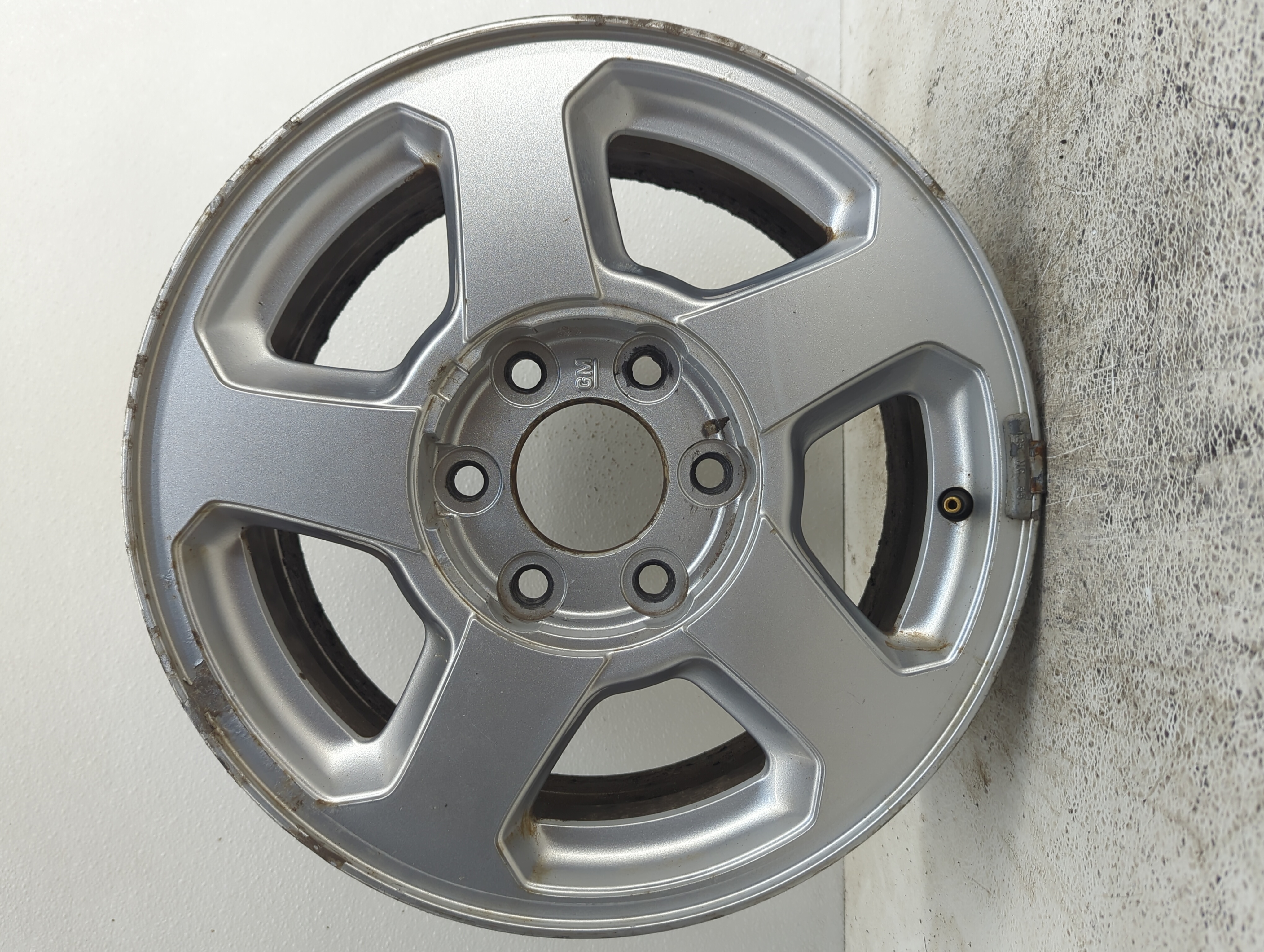 Picture of 2002-2003 Chevrolet Trailblazer Wheel Rim Oem 1082276
