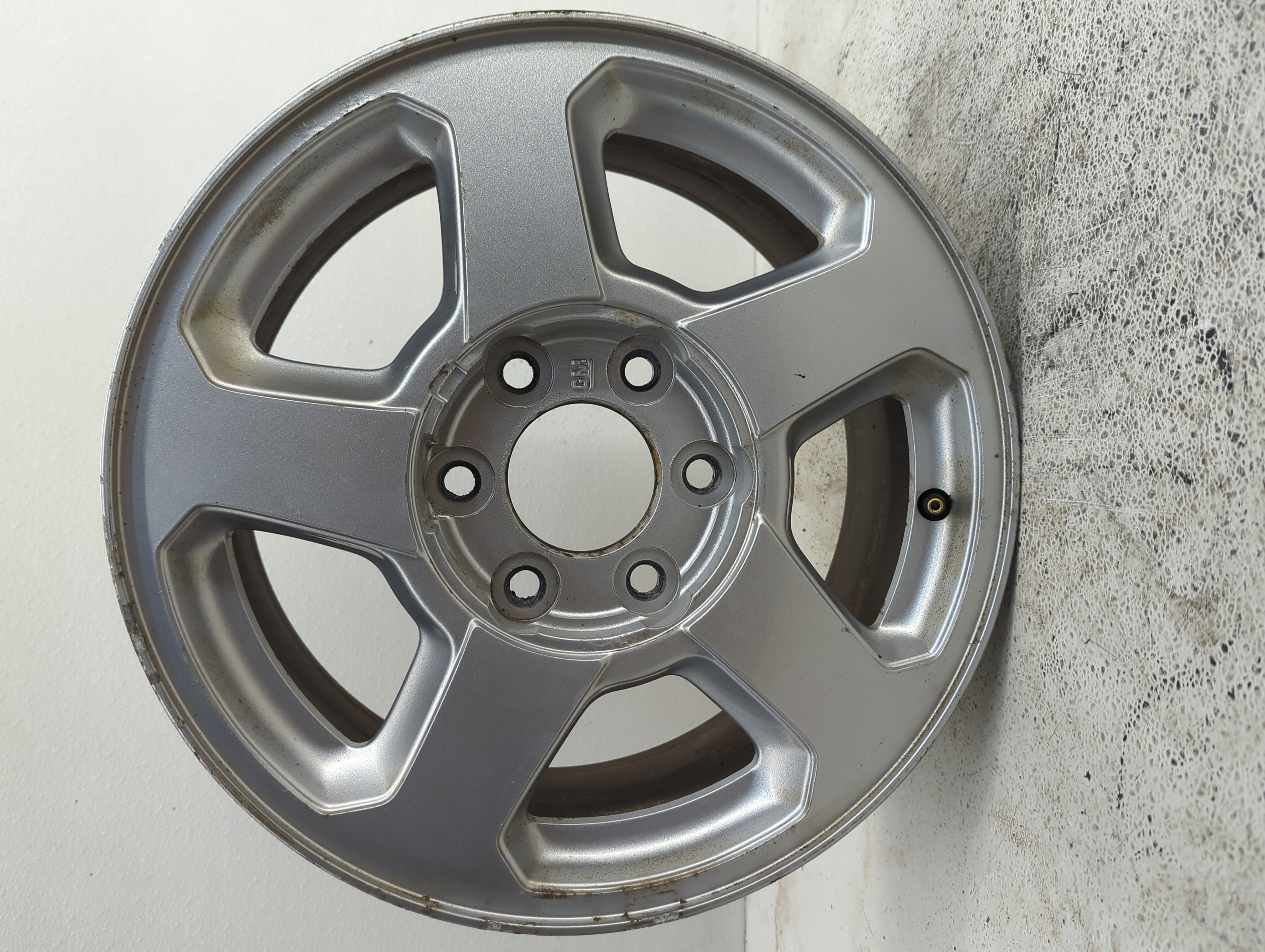 Picture of 2002-2003 Chevrolet Trailblazer Wheel Rim Oem 1082284