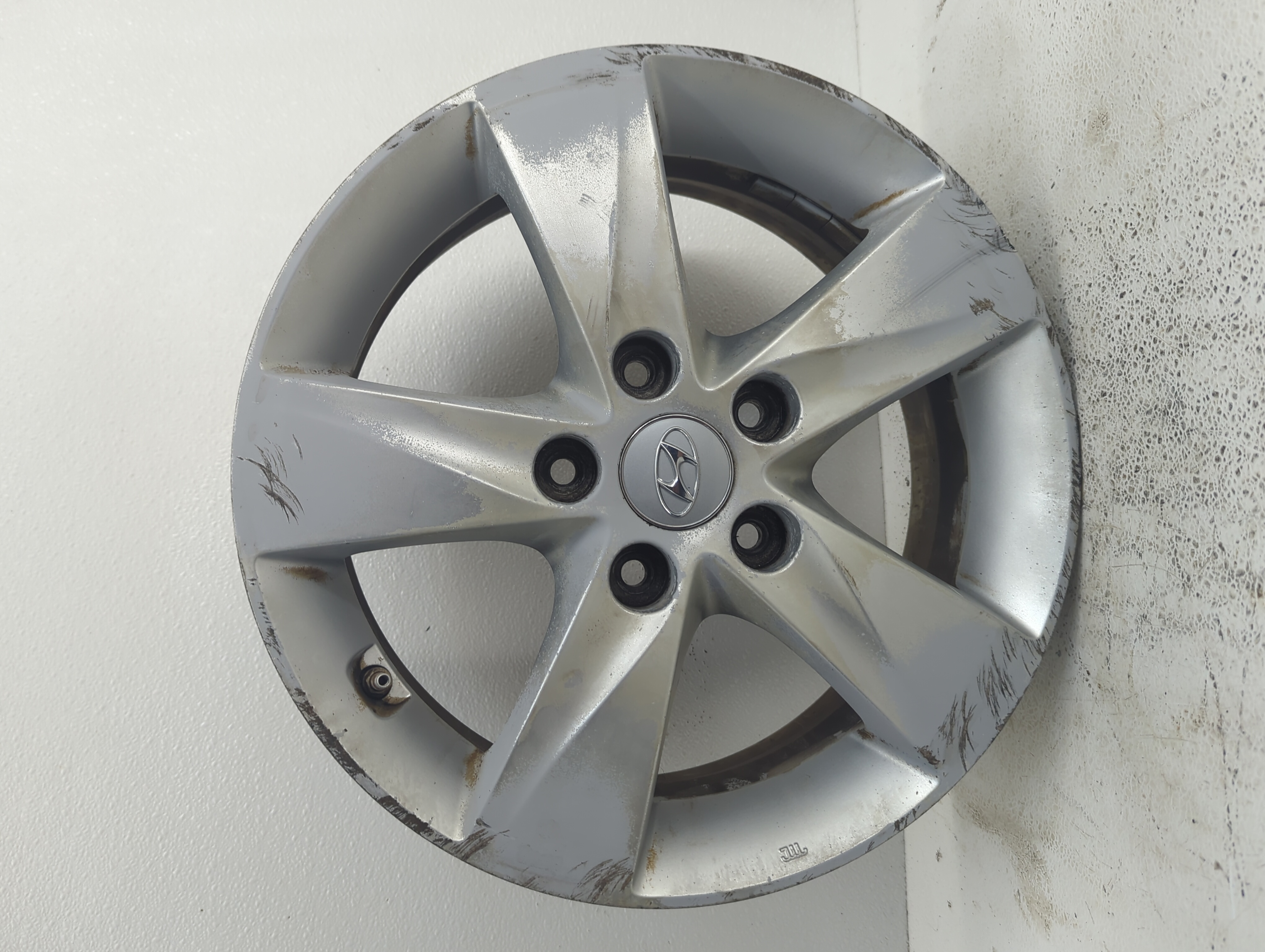 Picture of 2011-2013 Hyundai Elantra Wheel Rim Oem 1082290