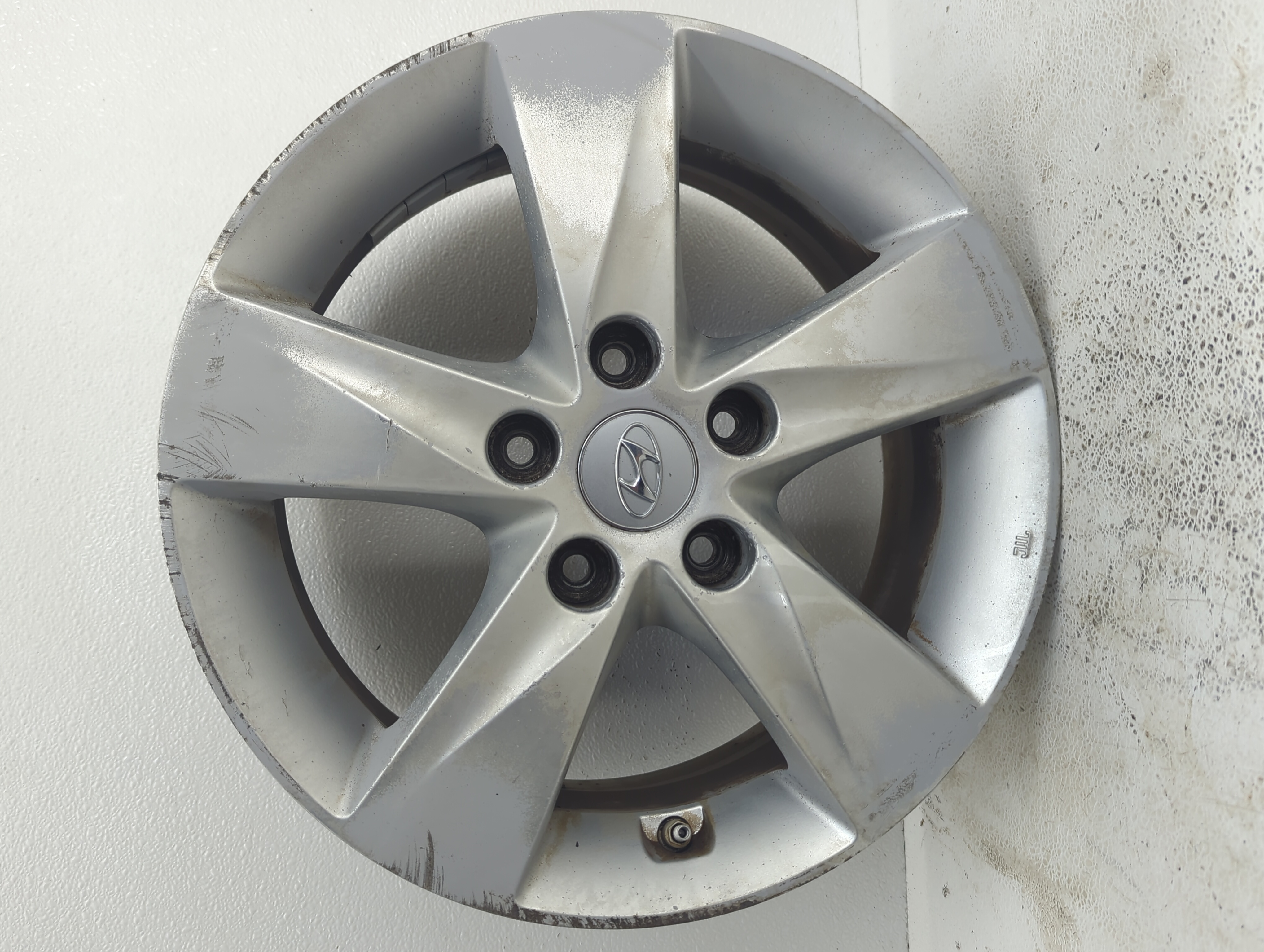 Picture of 2011-2013 Hyundai Elantra Wheel Rim Oem 1082296