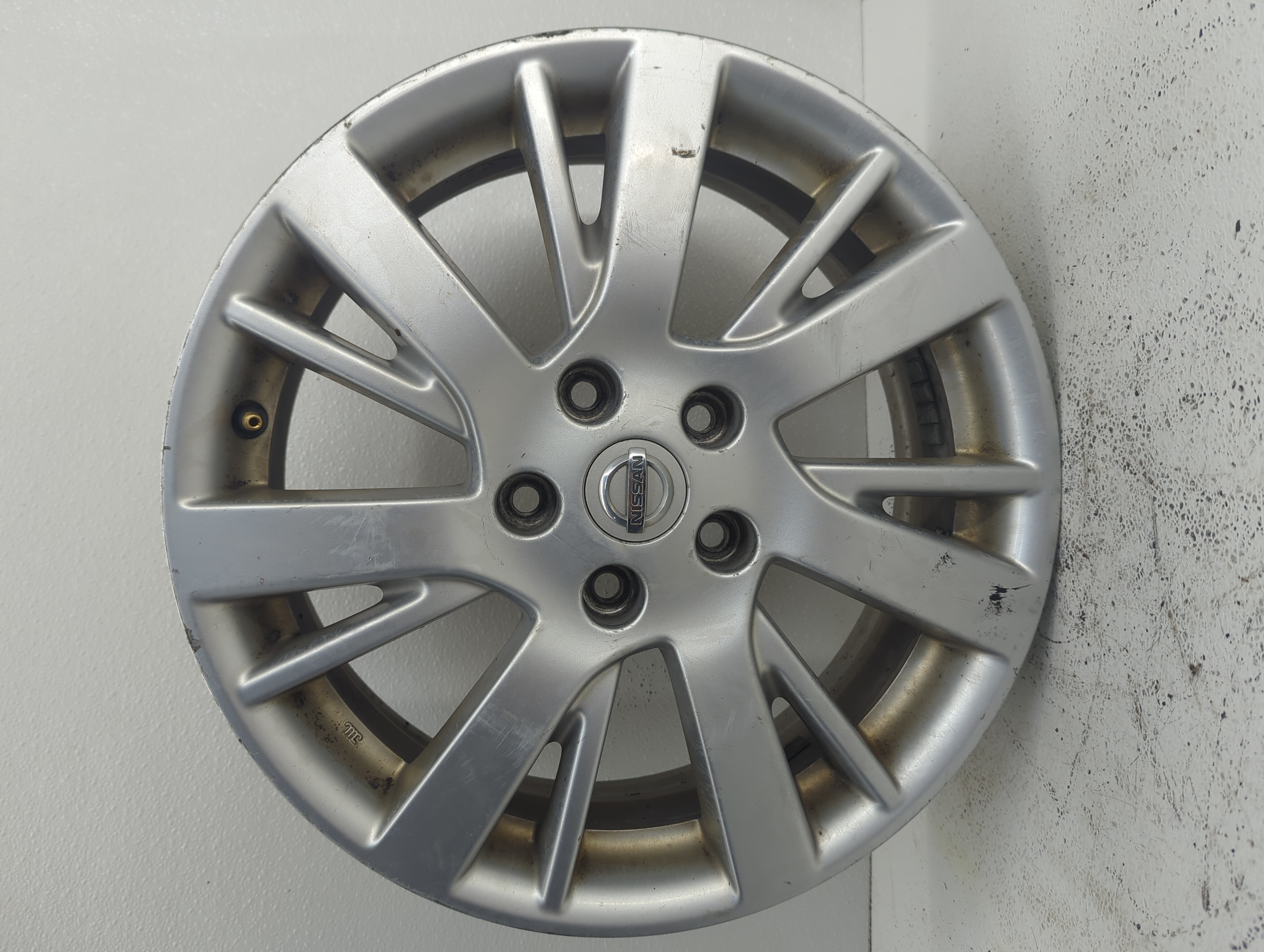 2013-2015 Nissan Sentra Wheel Rim Oem 1083336 - Oemusedautoparts1.com