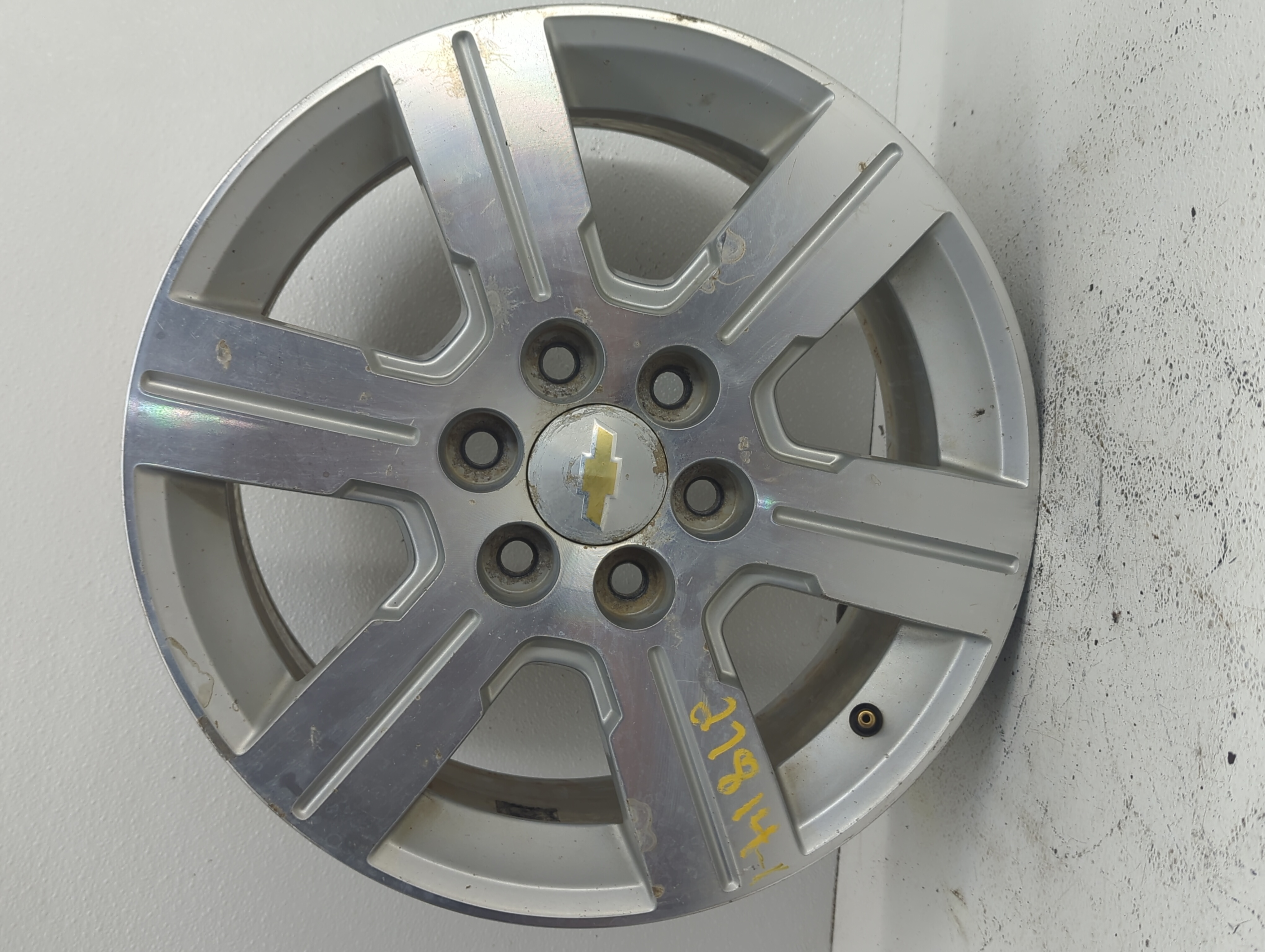 2009 Chevrolet Traverse Wheel Rim Oem 1083348 - Oemusedautoparts1.com
