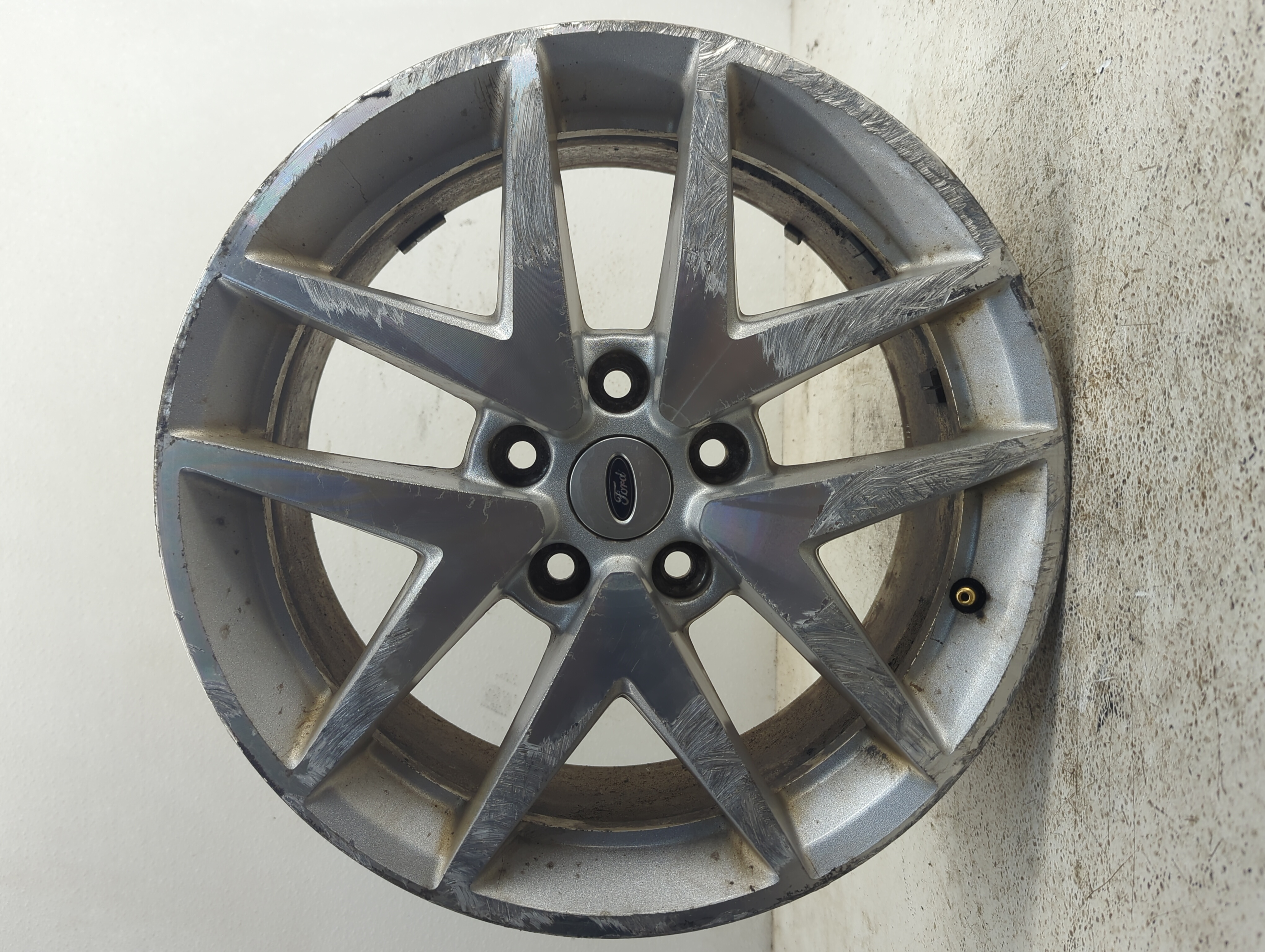 Picture of 2010-2012 Ford Fusion Oem Wheel Rim 1085679