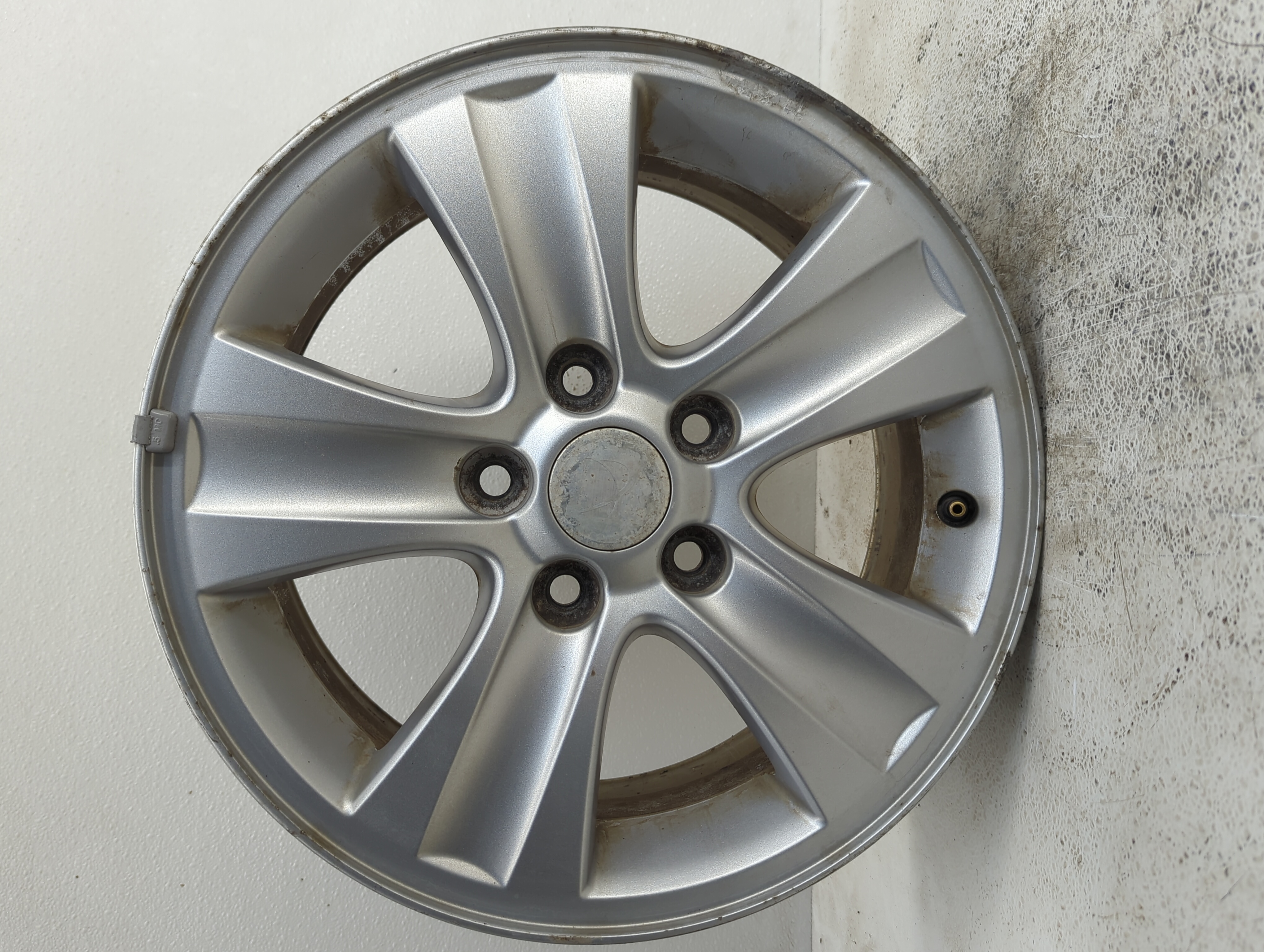 2008-2010 Saturn Vue Wheel Rim Oem 1085730 - Oemusedautoparts1.com