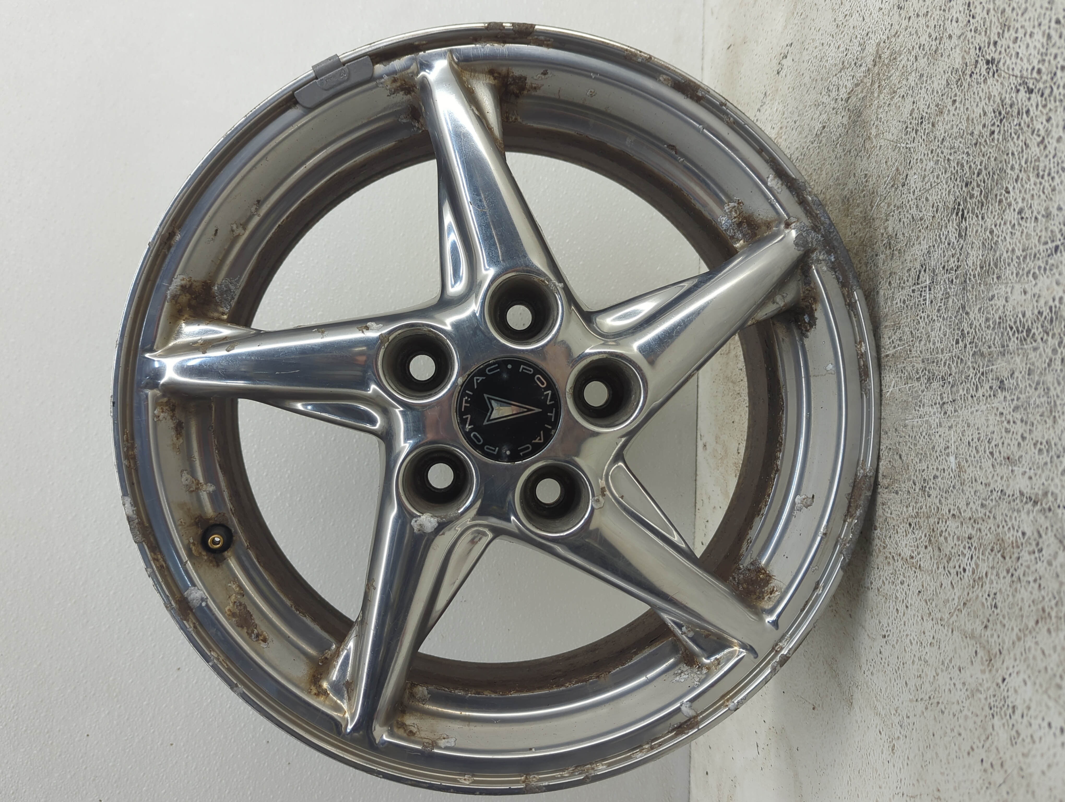 Picture of 1999-2003 Pontiac Grand Prix Wheel Rim Oem 1085770