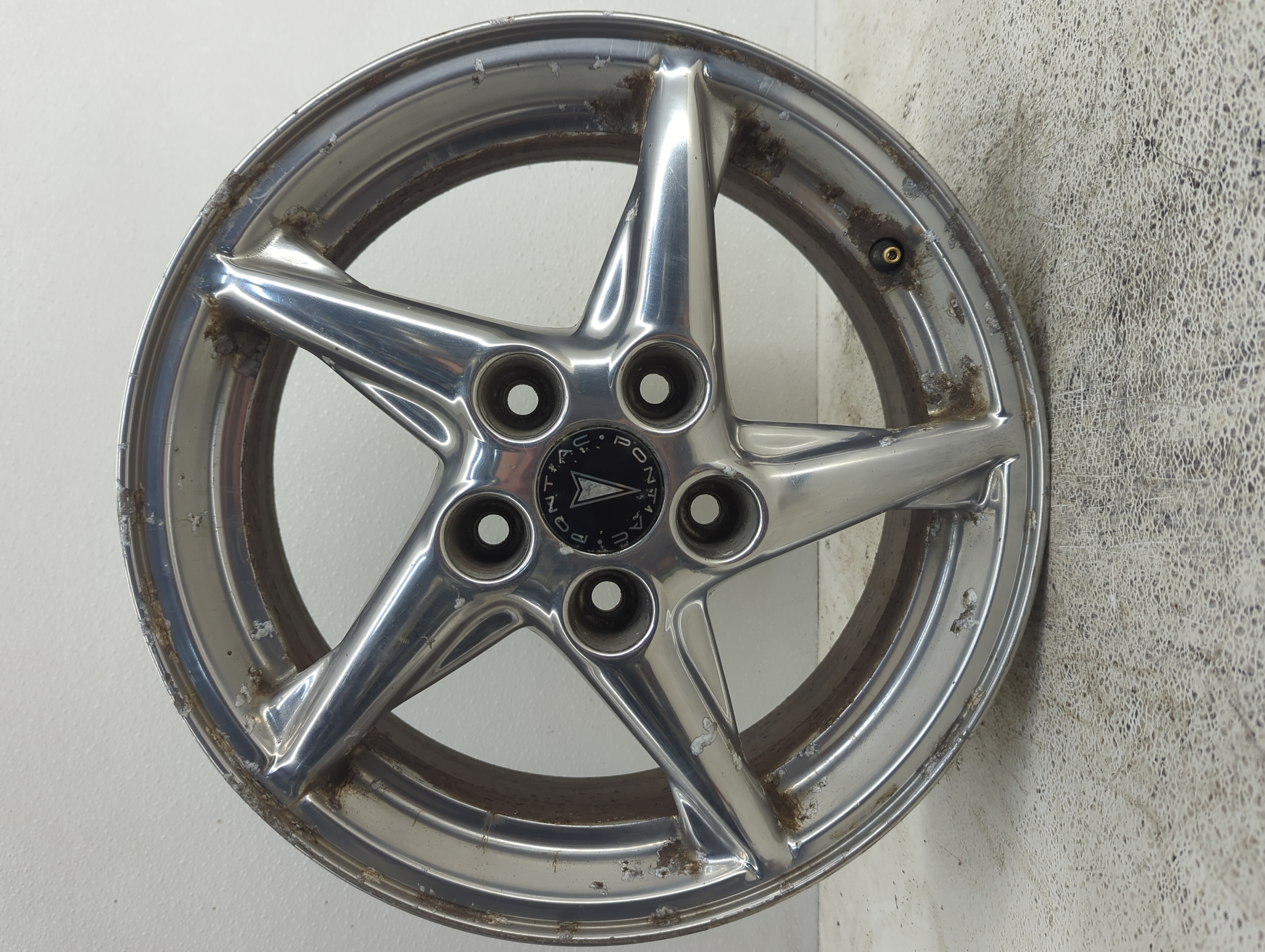 Picture of 1999-2003 Pontiac Grand Prix Wheel Rim Oem 1085772