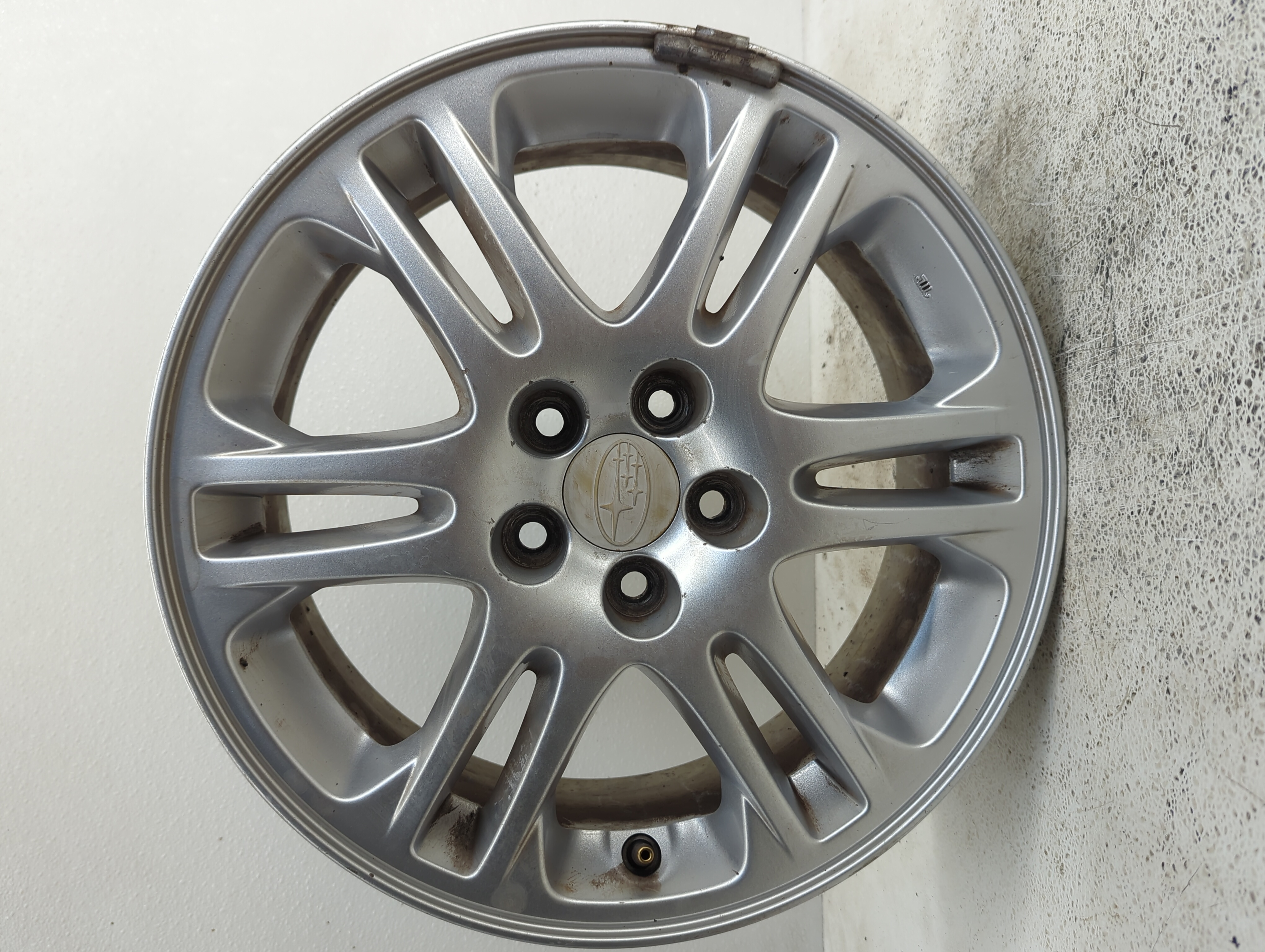 2004-2008 Subaru Forester Wheel Rim Oem 1086051 - Oemusedautoparts1.com