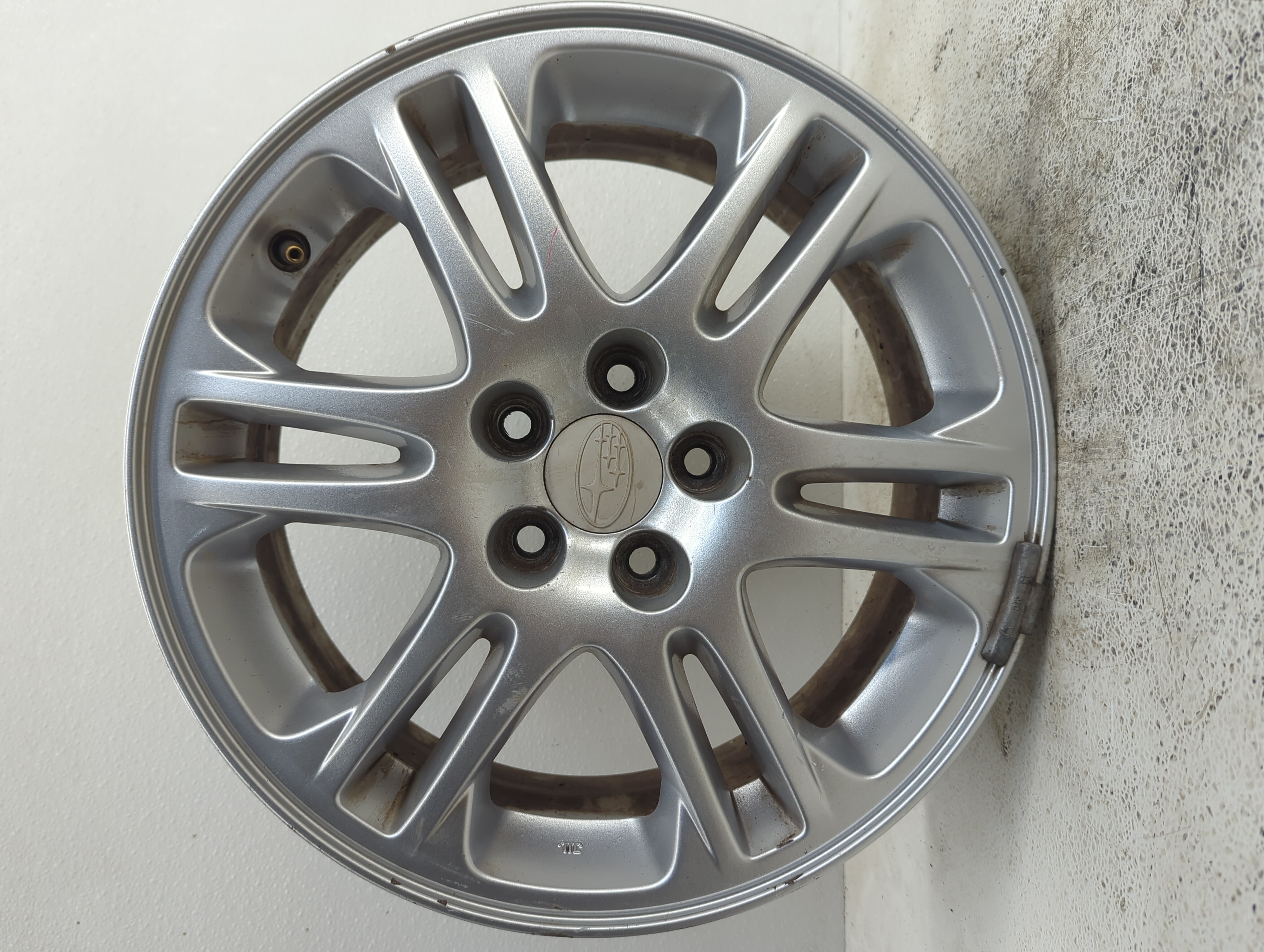 2004-2008 Subaru Forester Wheel Rim Oem 1086052 - Oemusedautoparts1.com