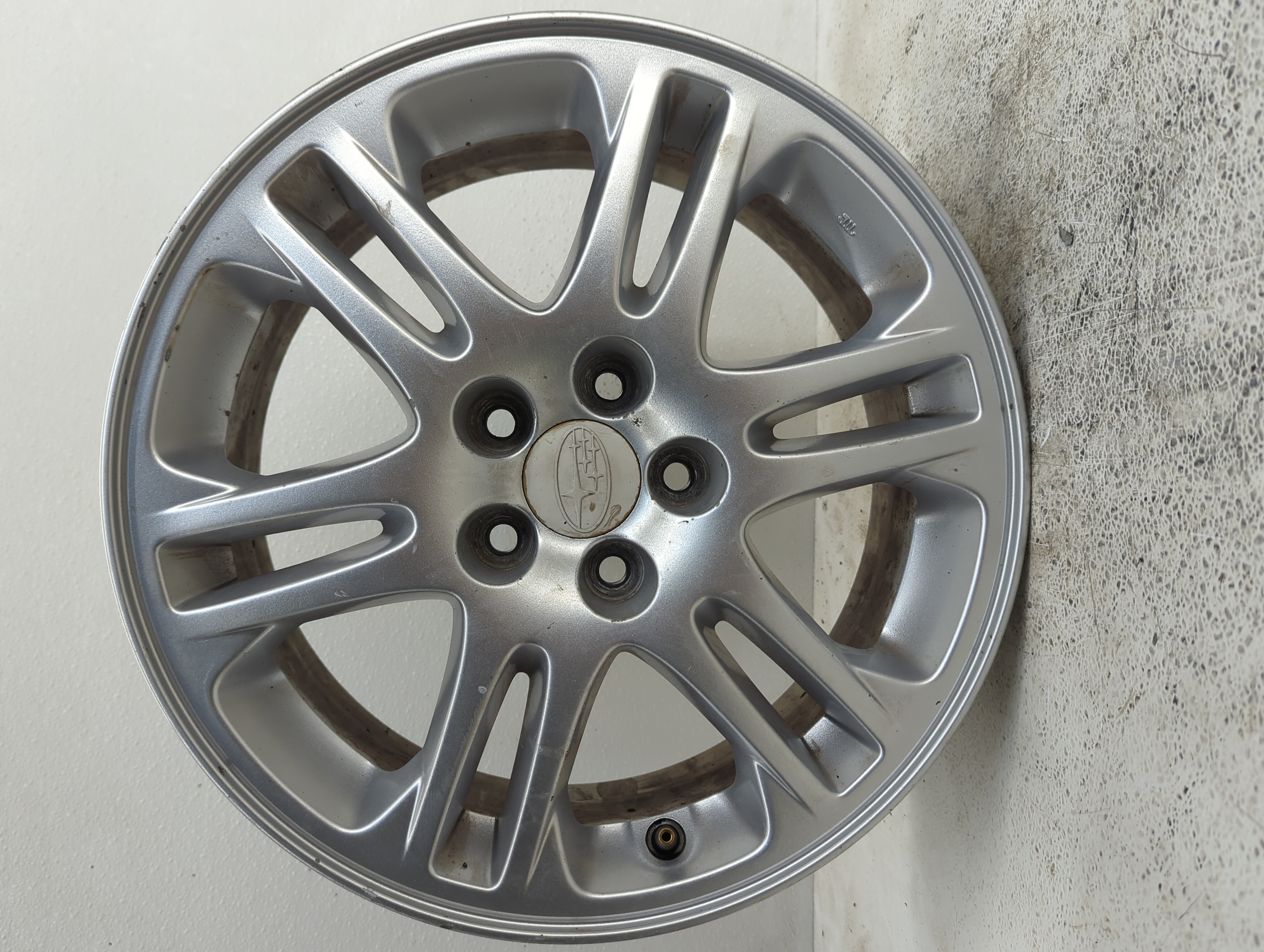 2004-2008 Subaru Forester Wheel Rim Oem 1086053 - Oemusedautoparts1.com