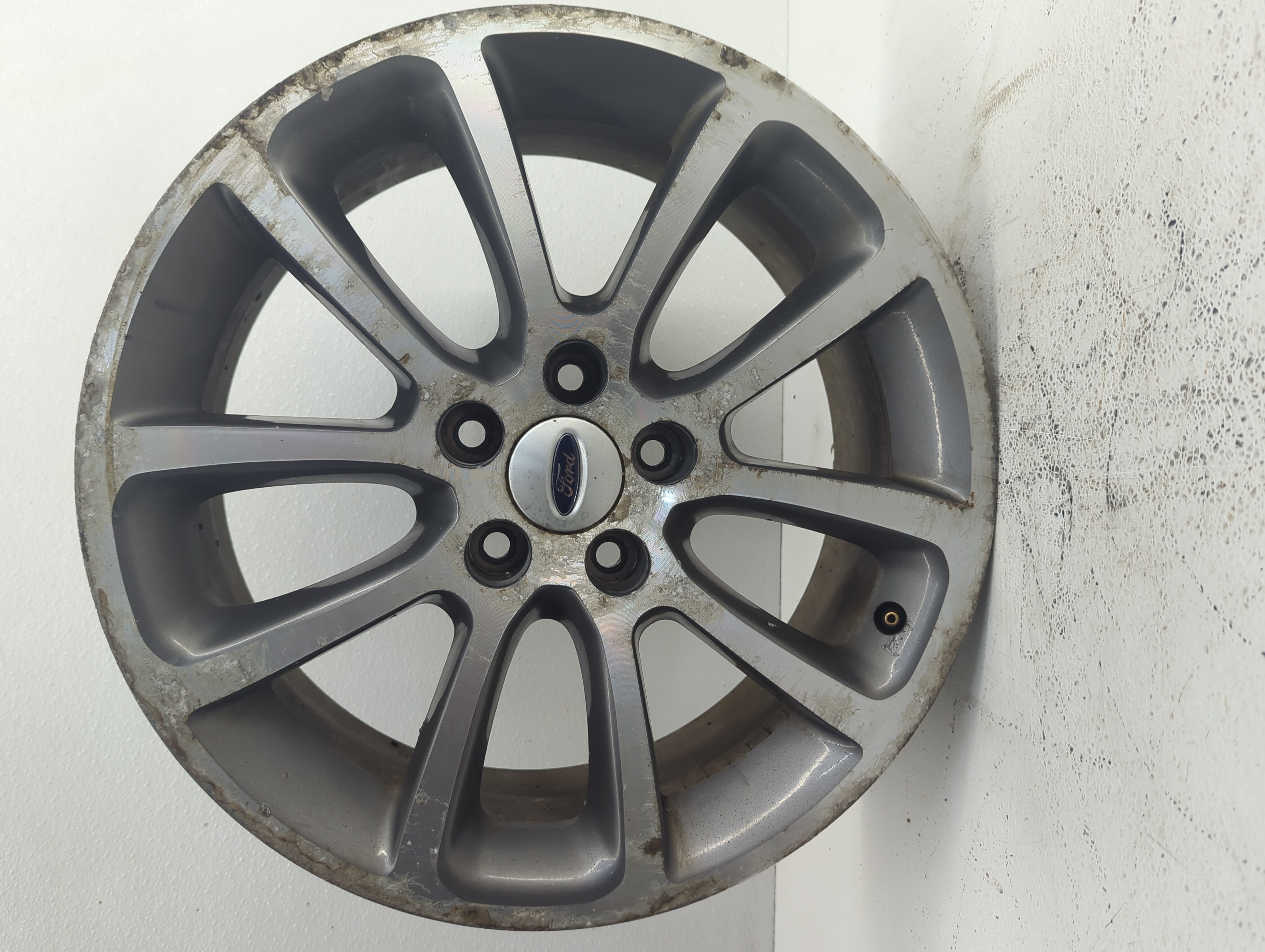 2008-2010 Ford Fusion Wheel Rim Oem 1086323 - Oemusedautoparts1.com