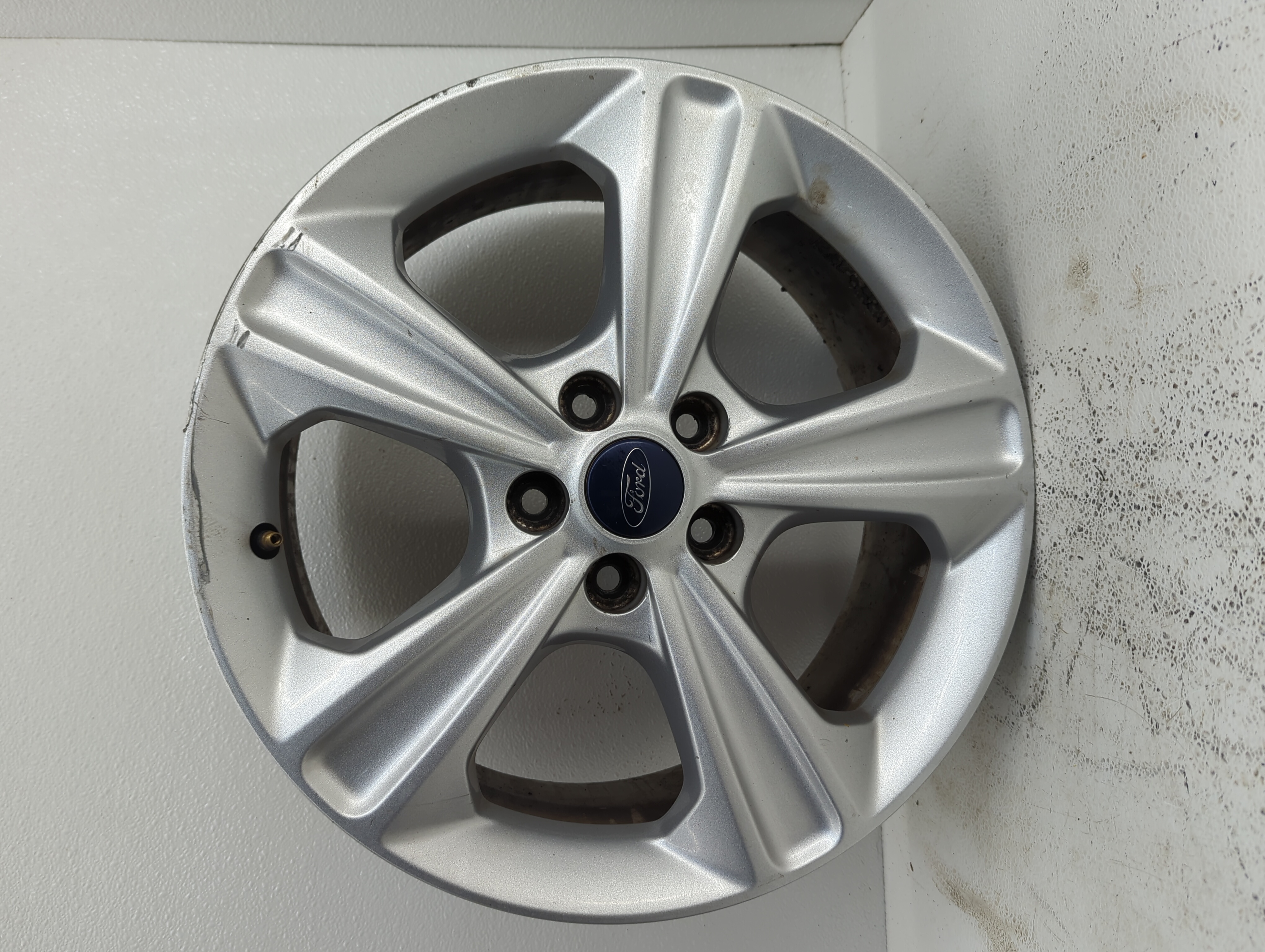 2013-2016 Ford Escape Wheel Rim Oem 1088200 - Oemusedautoparts1.com
