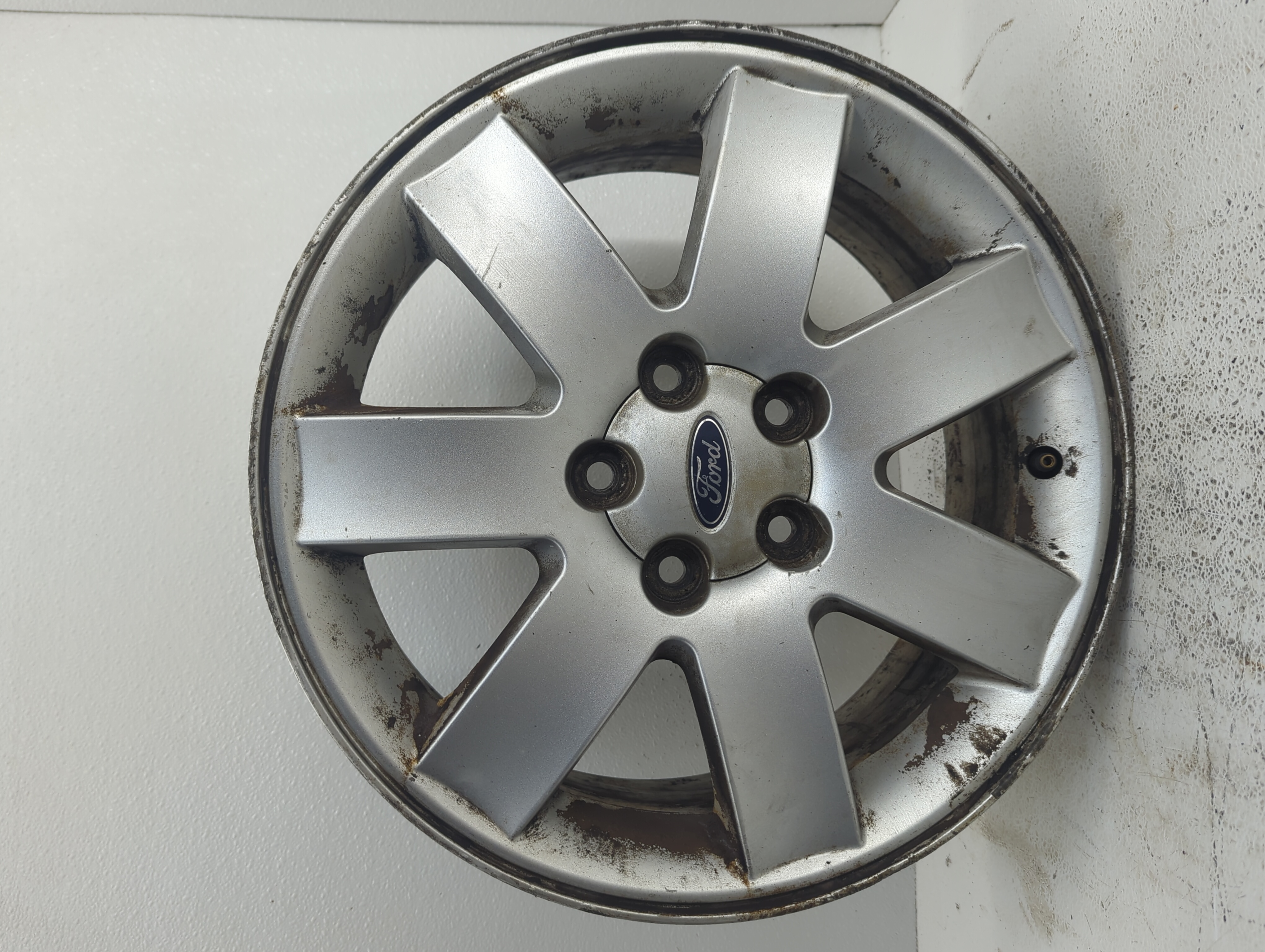 Picture of 2005-2007 Ford Five Hundred Wheel Rim Oem 1088564