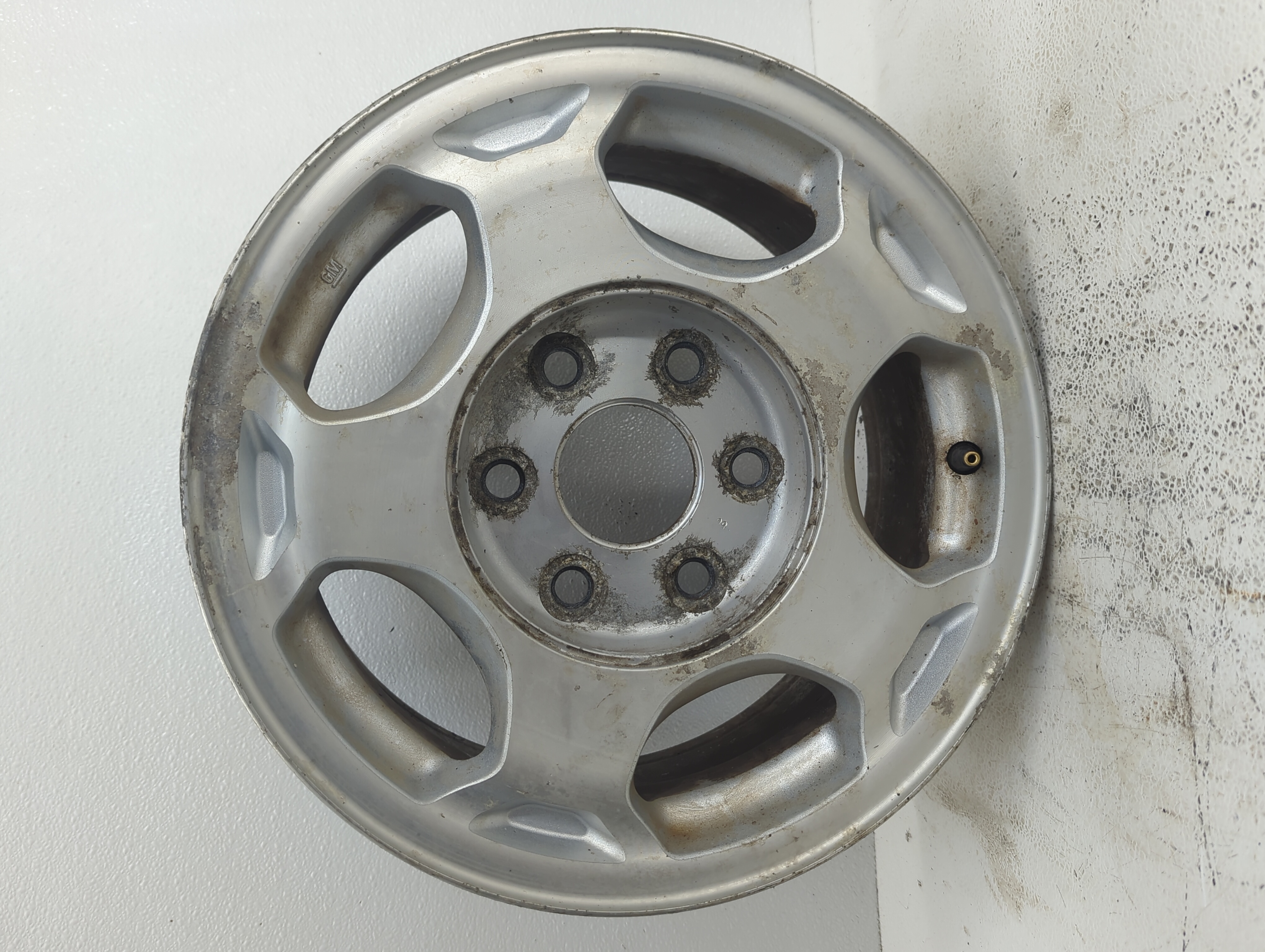 2003-2007 Chevrolet Silverado 1500 Wheel Rim Oem 1088568 - Oemusedautoparts1.com